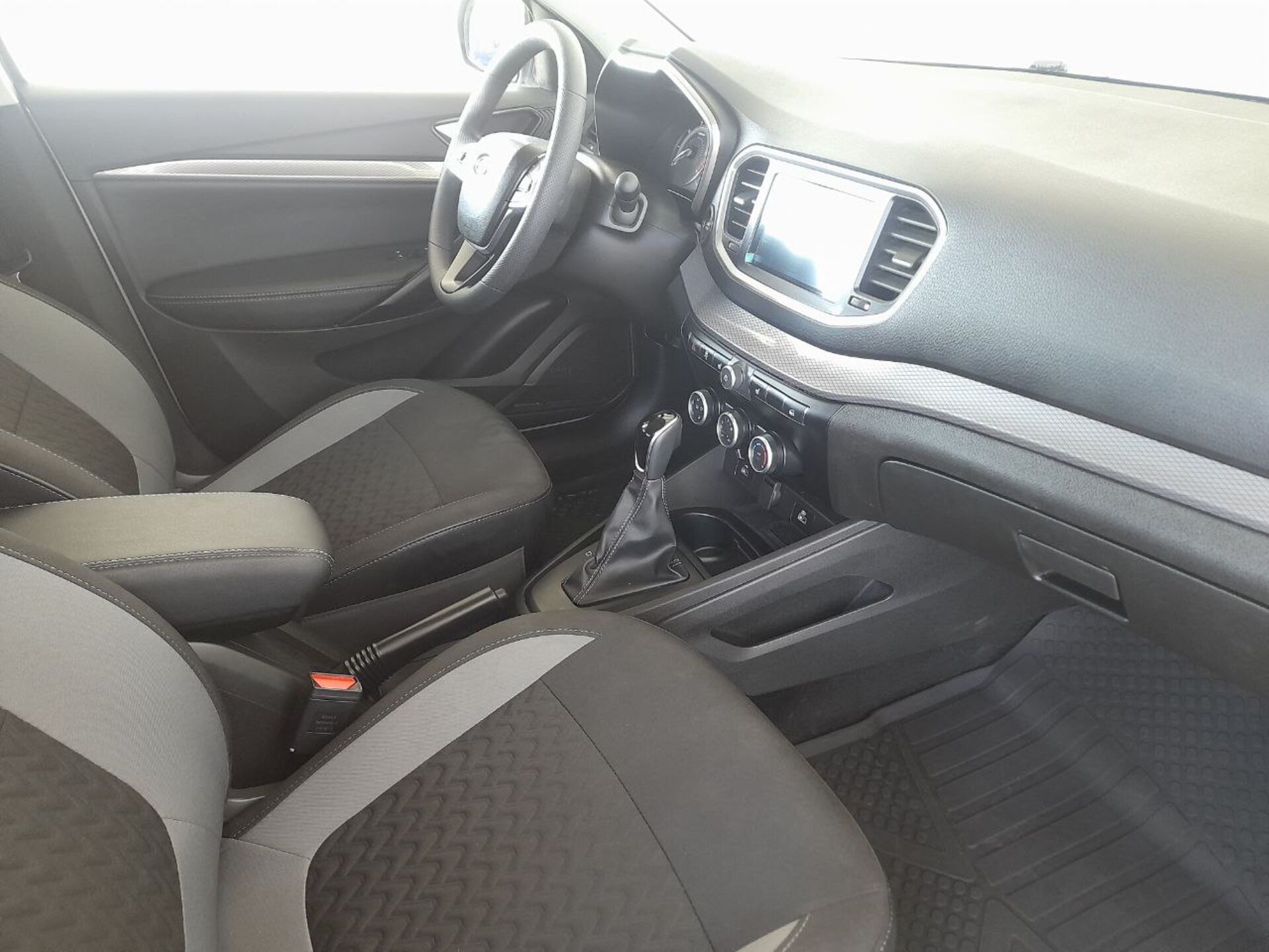 Lada Vesta Life'24 2024 г.в., 12 476 км.