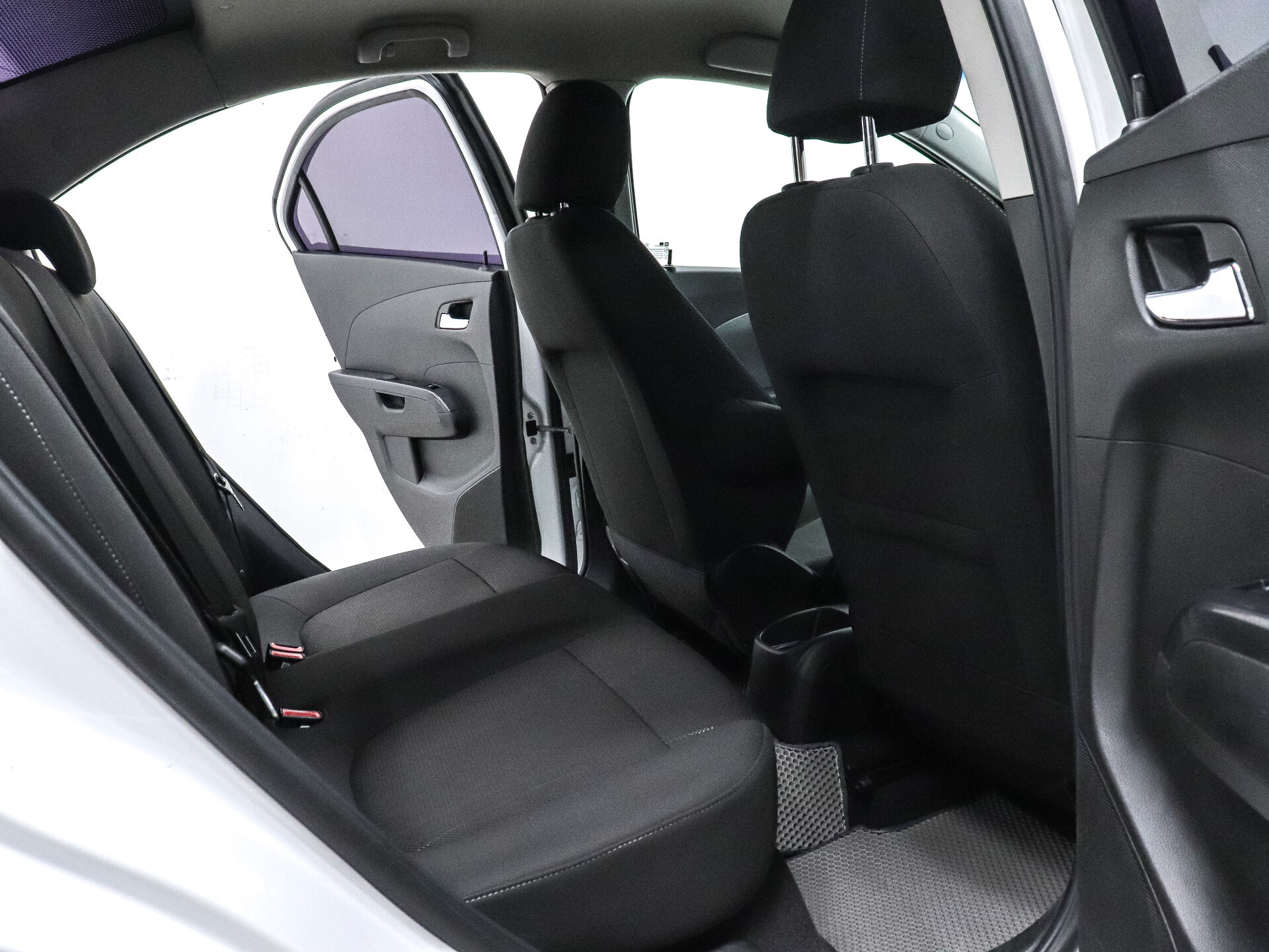Chevrolet Aveo 2014 21