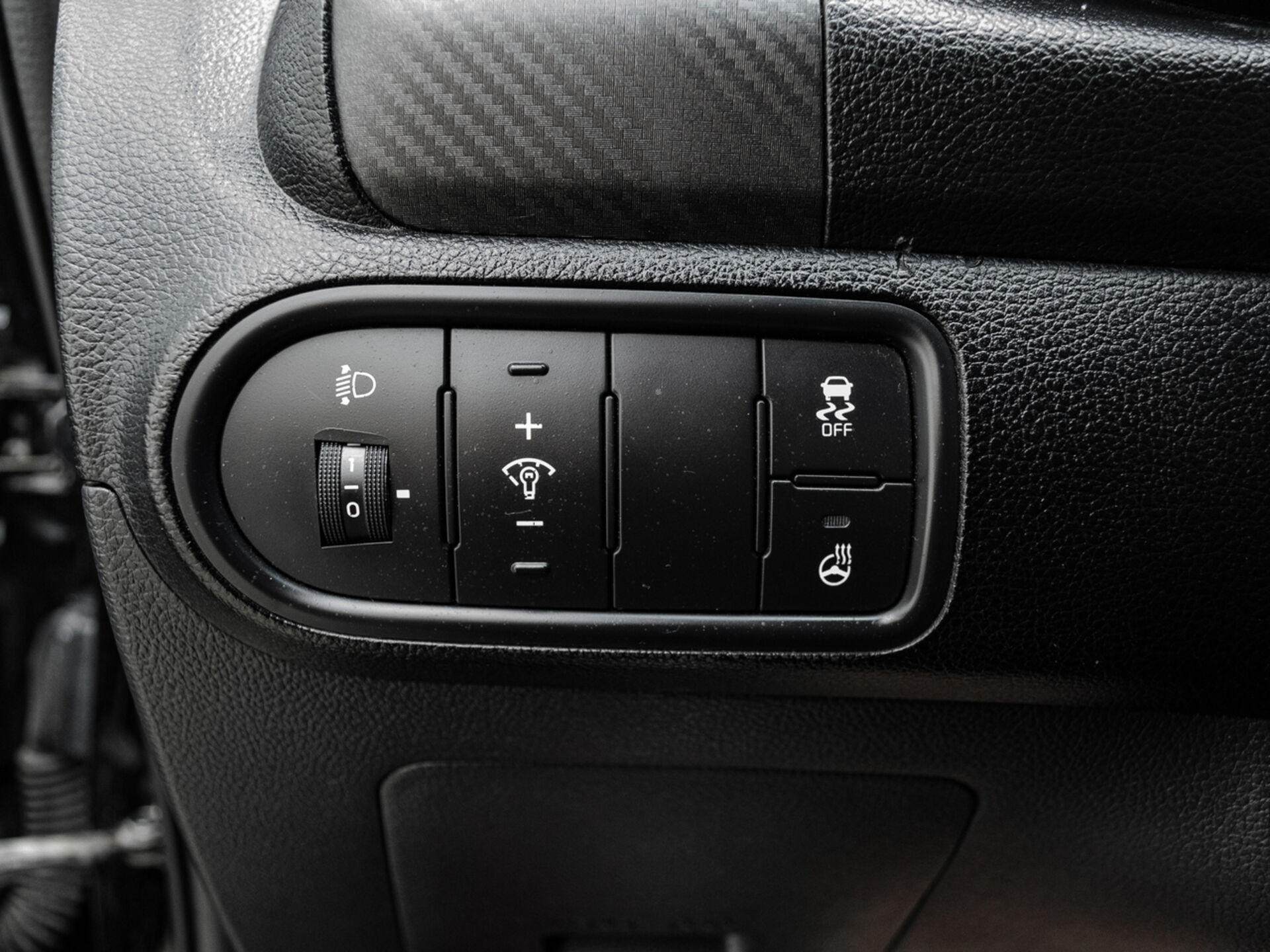Купить Kia Cerato 2.0 AT (150 л.с.), 2014 в Екатеренбурге