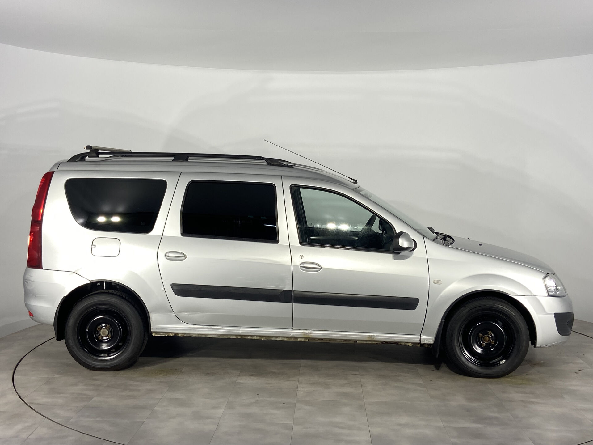 Lada Largus Luxe (5 мест) (2015-2017) 2014 г.в., 285 000 км.