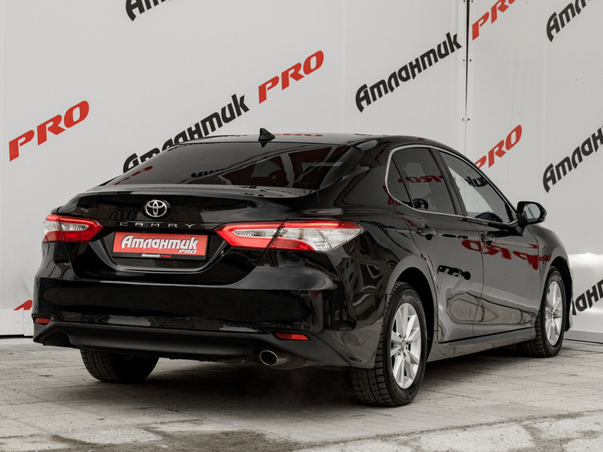 Купить Toyota Camry 2.5 AT (181 л.с.), 2019 в Екатеренбурге