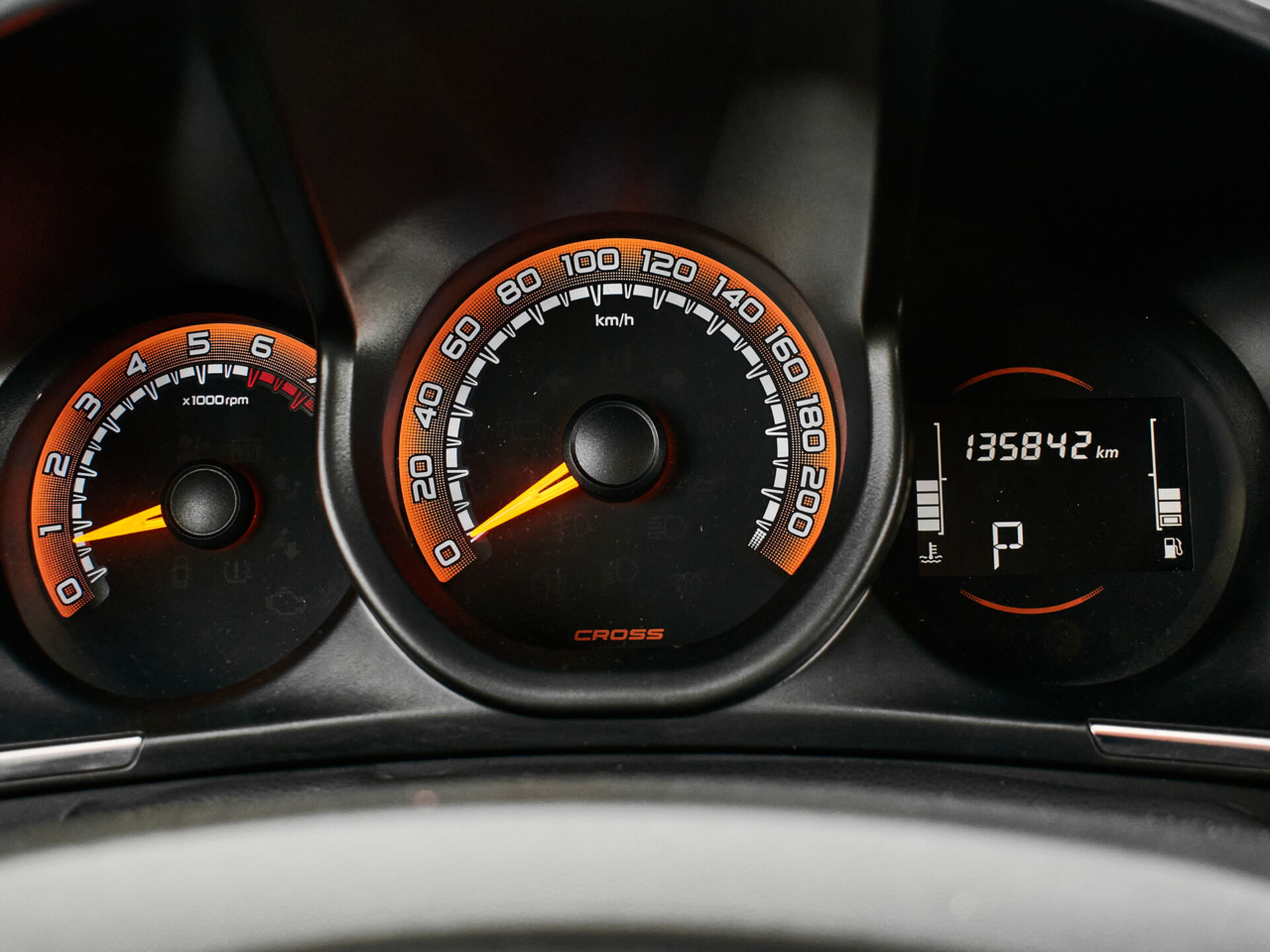 Купить Lada (ВАЗ) XRAY Cross 1.6 CVT (113 л.с.), 2019 в Екатеренбурге