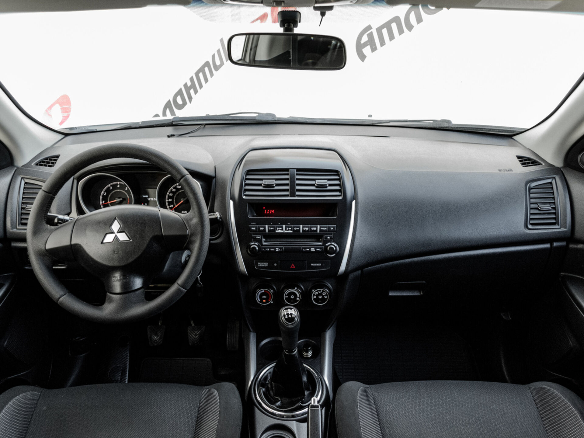 Купить Mitsubishi ASX 1.6 MT (117 л.с.), 2011 в Екатеренбурге
