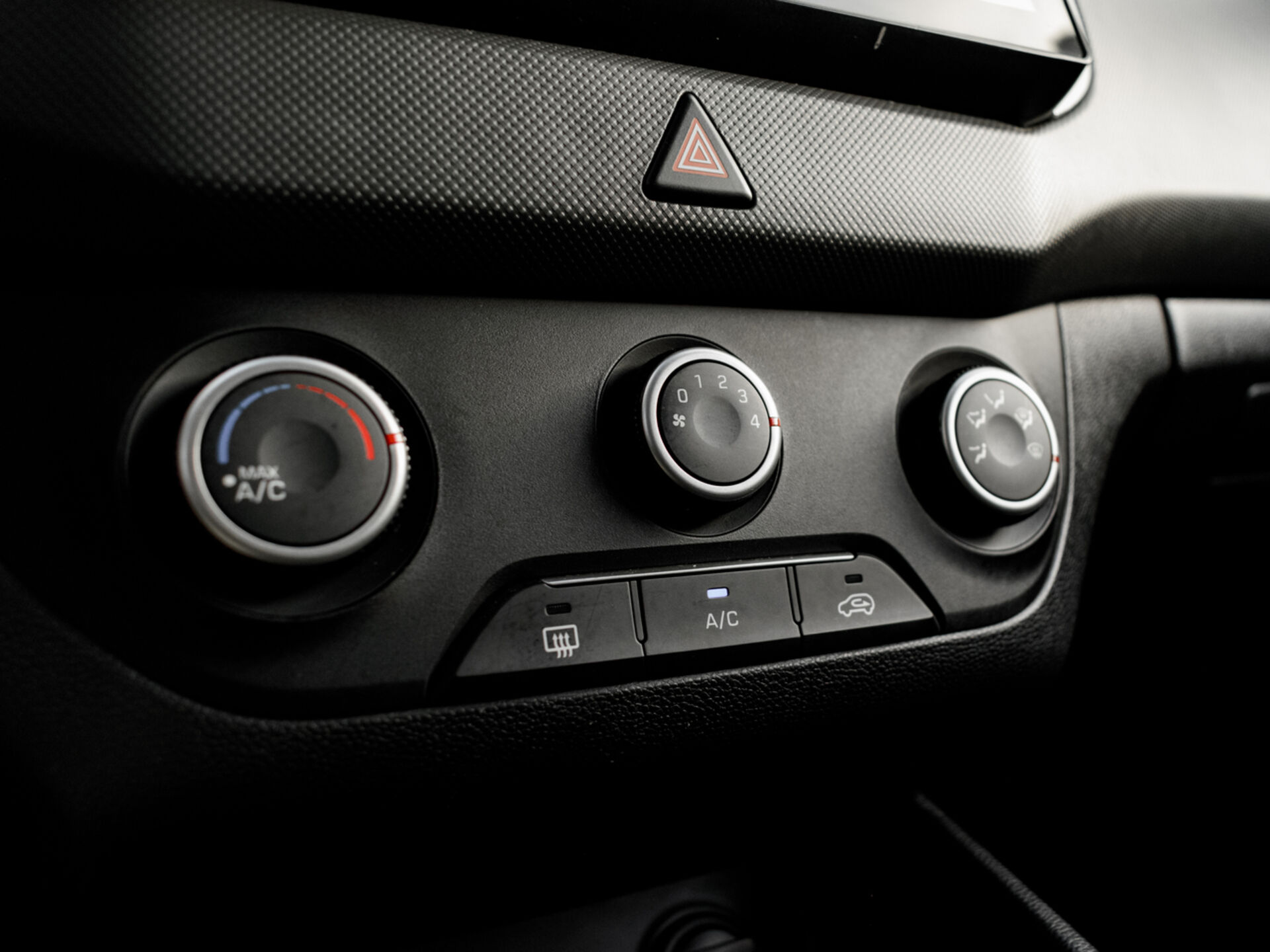 Купить Hyundai Creta 1.6 AT (123 л.с.), 2019 в Екатеренбурге