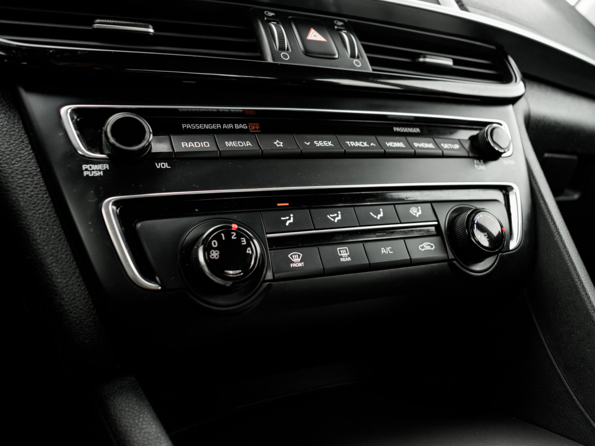 Купить Kia Optima 2.4 AT (188 л.с.), 2019 в Екатеренбурге