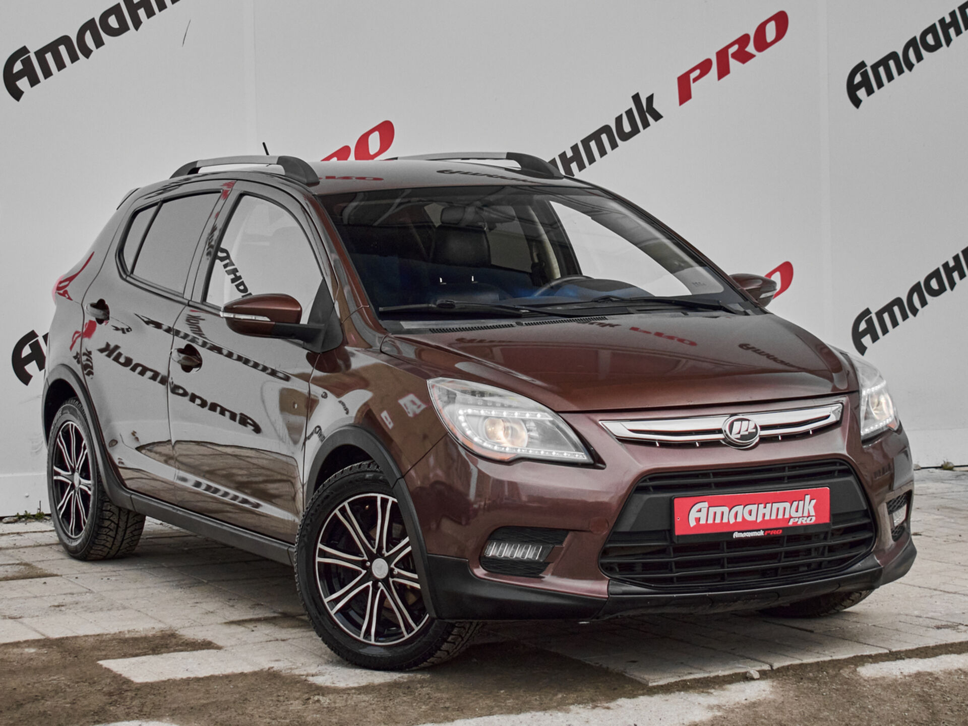 Купить Lifan X50 1.5 CVT (103 л.с.), 2016 в Екатеренбурге