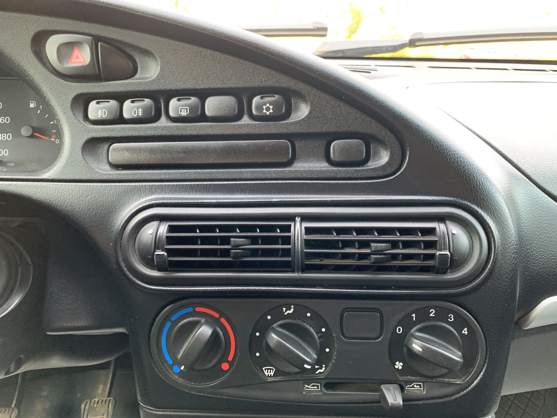 Chevrolet Niva GLC 2014 г.в., 166 490 км.
