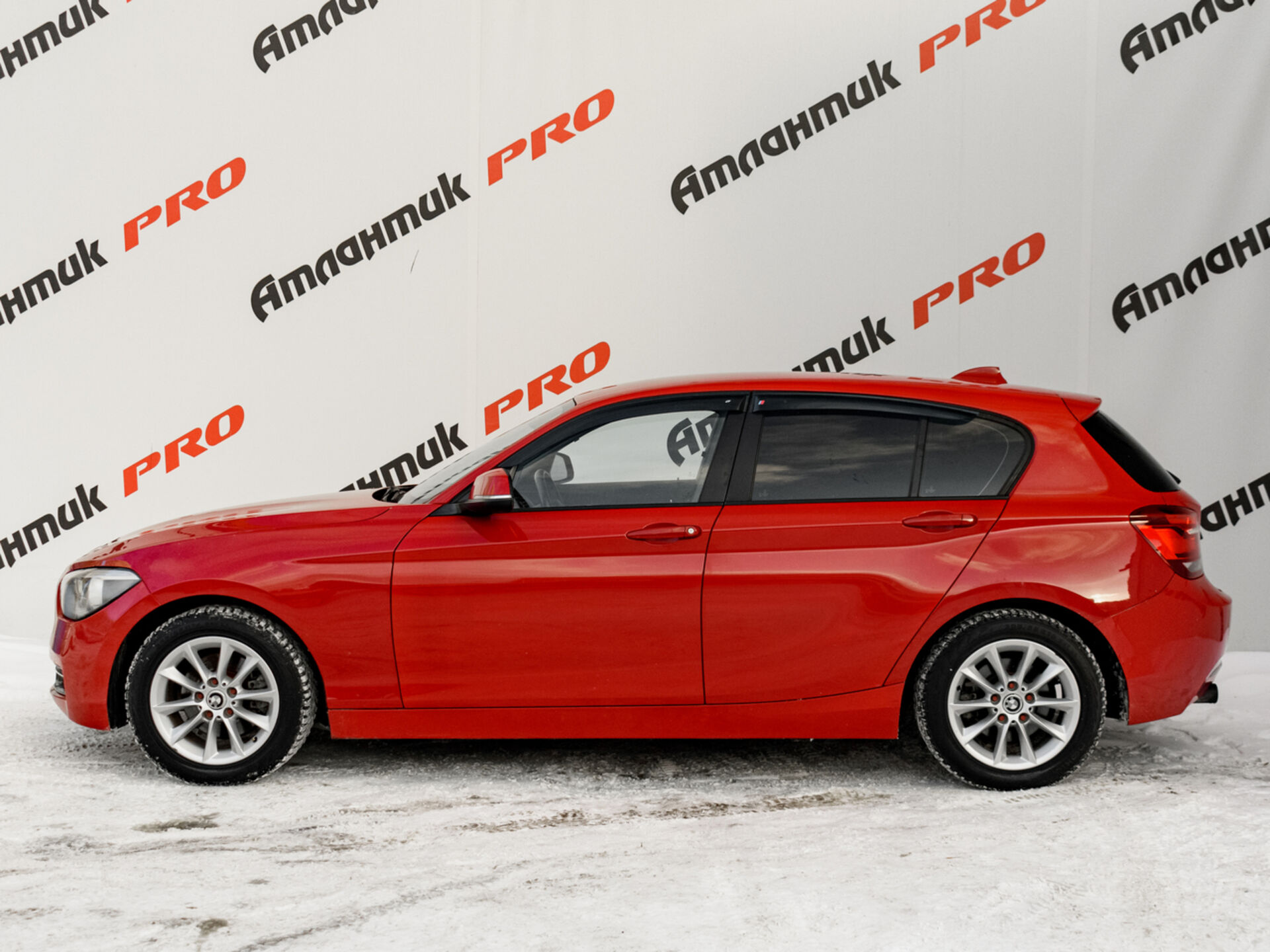 Купить BMW 1 серии 118i 1.6 AT (170 л.с.), 2011 в Екатеренбурге