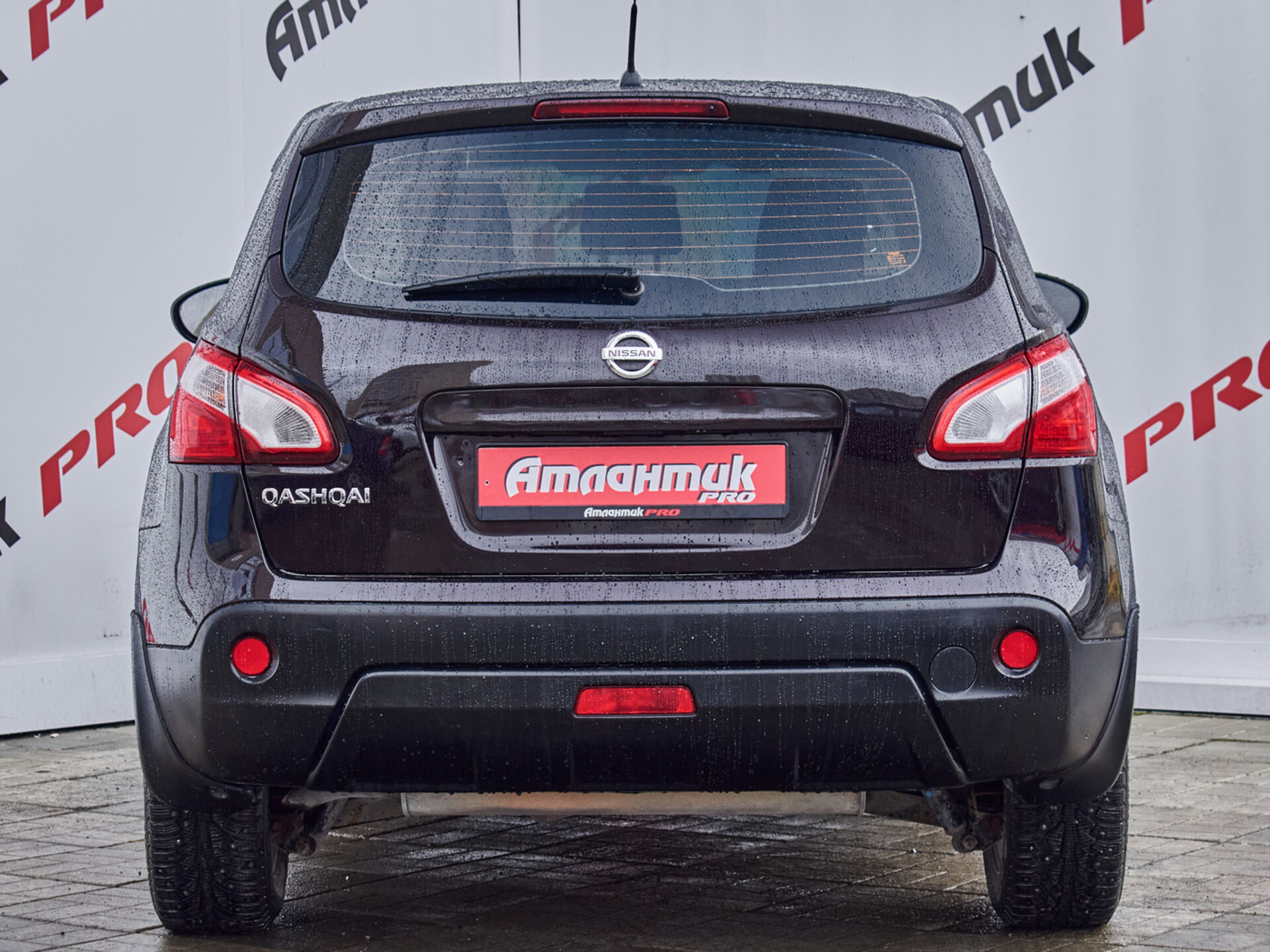 Купить Nissan Qashqai 1.6 MT (114 л.с.), 2013 в Екатеренбурге