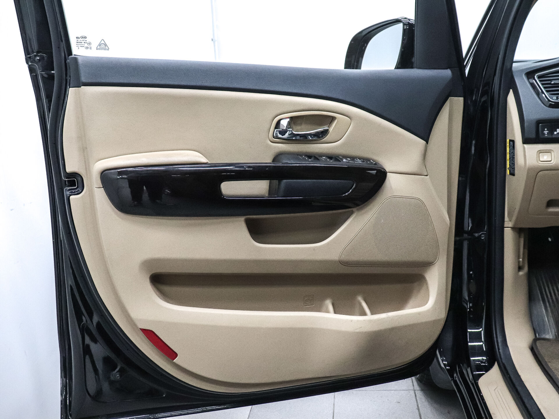 Kia Carnival 2019 7