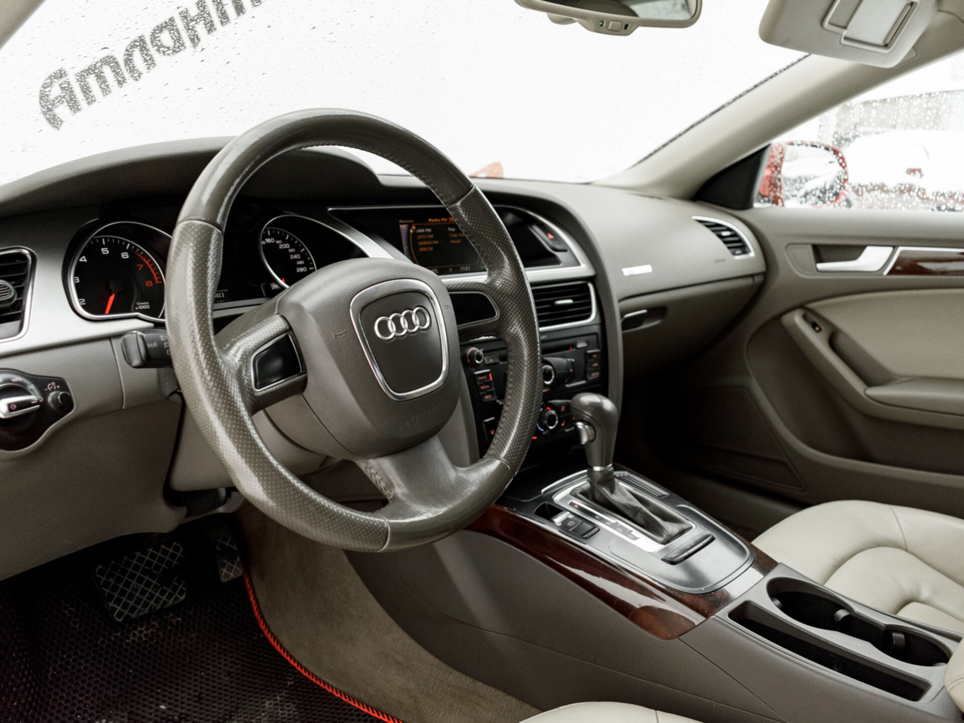 Купить Audi A5 2.0 CVT (180 л.с.), 2010 в Екатеренбурге