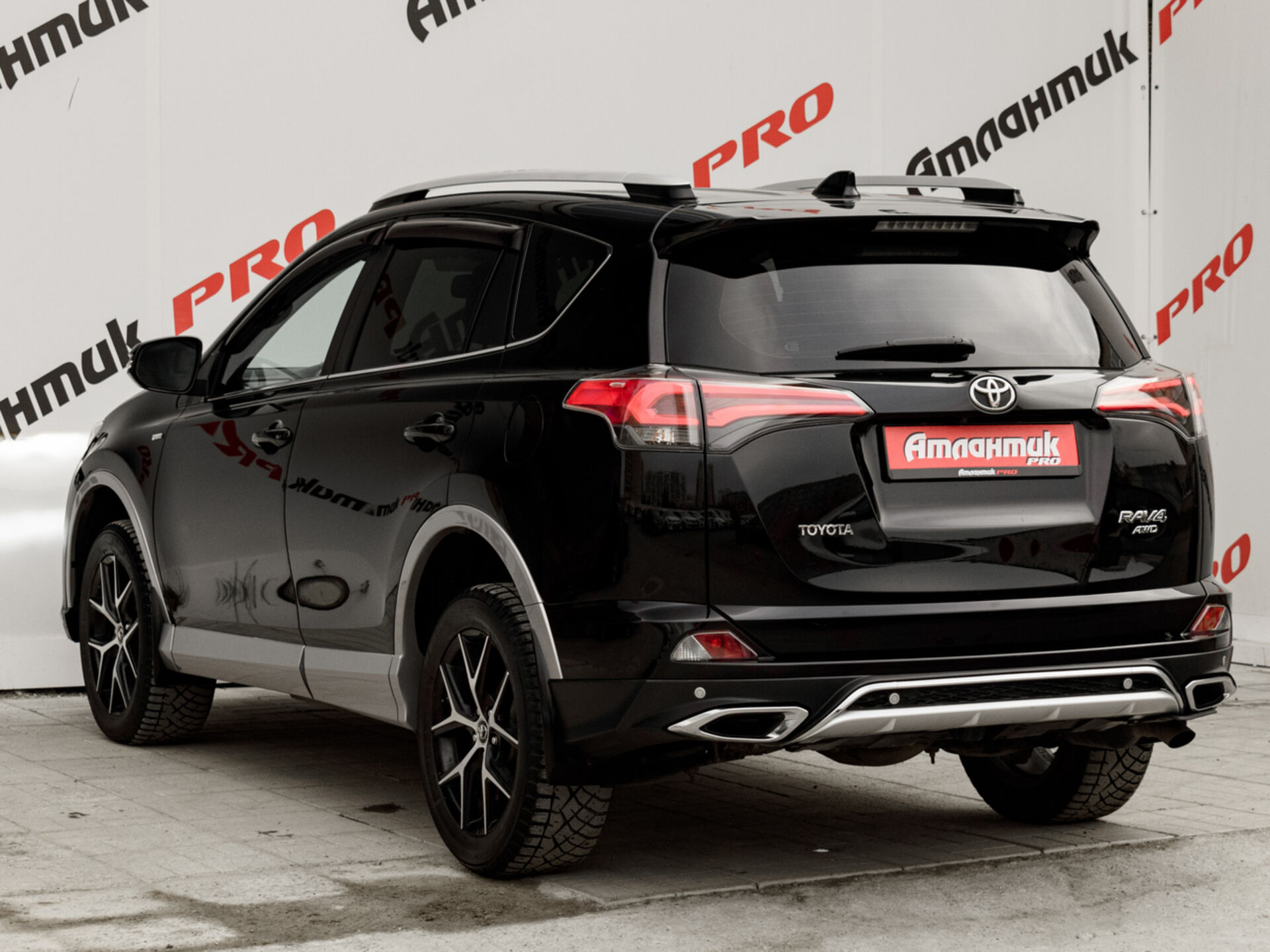 Купить Toyota RAV4 2.0 CVT (146 л.с.) 4WD, 2017 в Екатеренбурге