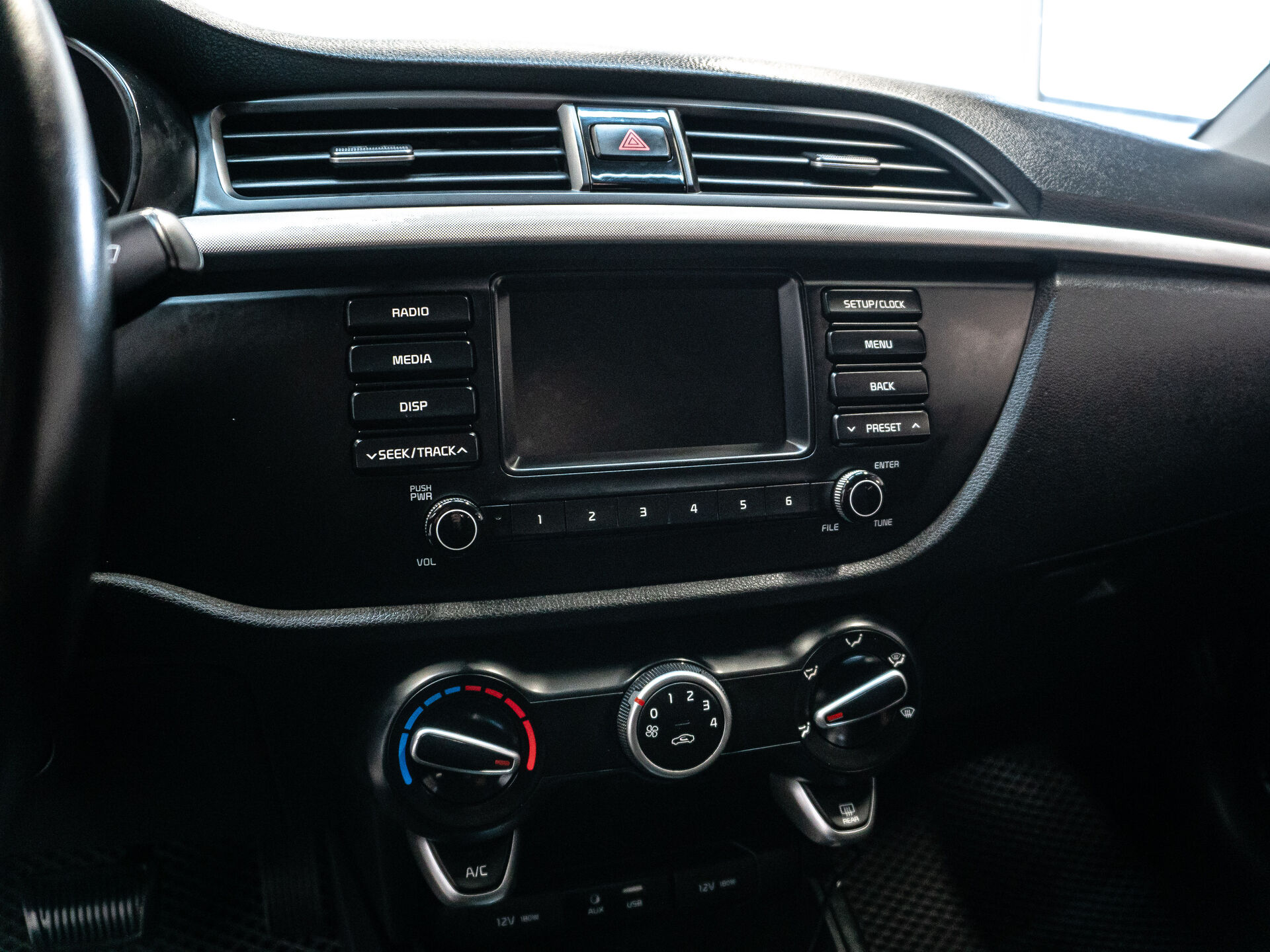 Kia Rio 2019 13