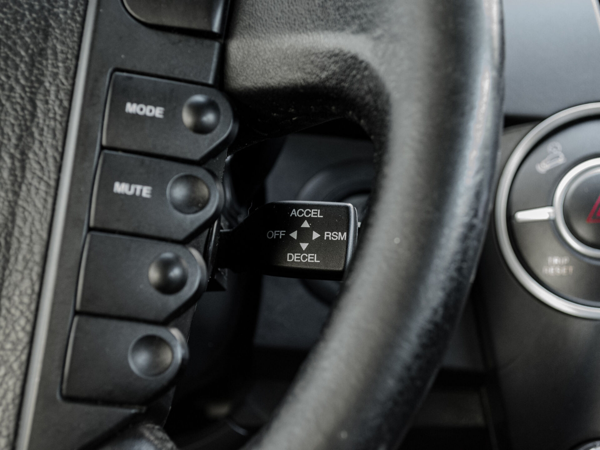 Купить SsangYong Kyron 6-speed 2.3 AT (150 л.с.) 4WD, 2014 в Екатеренбурге
