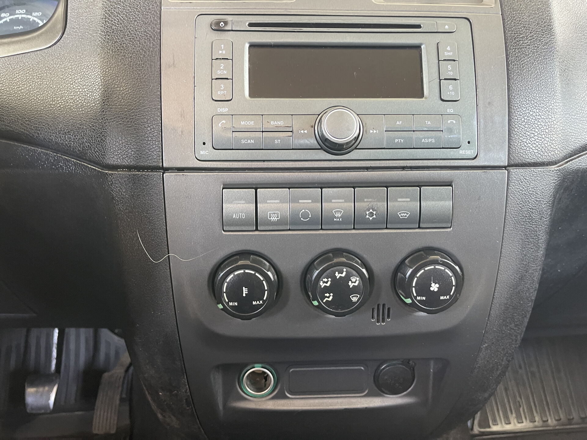 УАЗ Patriot Limited 2014 г.в., 102 513 км.
