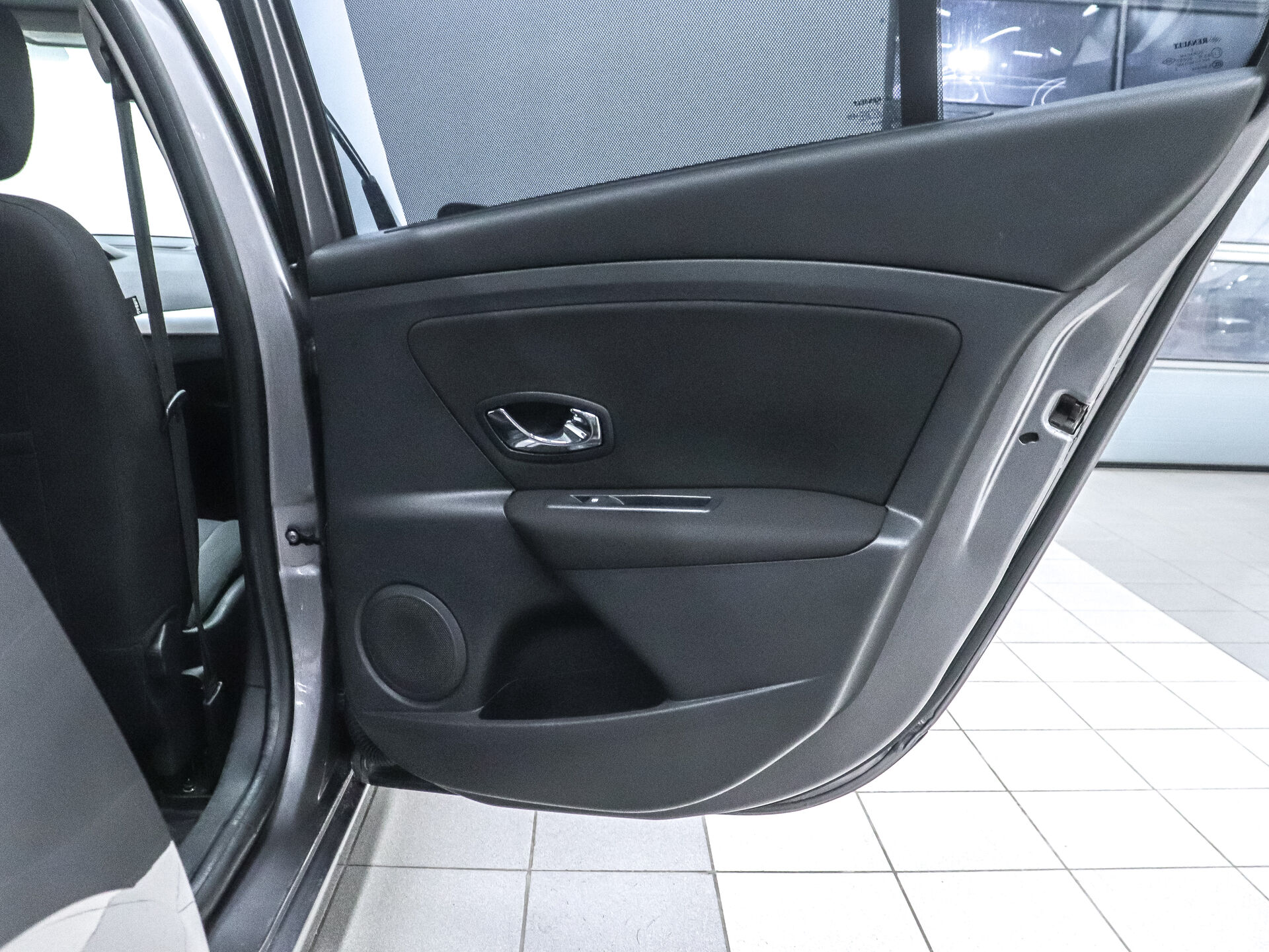 Renault Fluence 2012 16