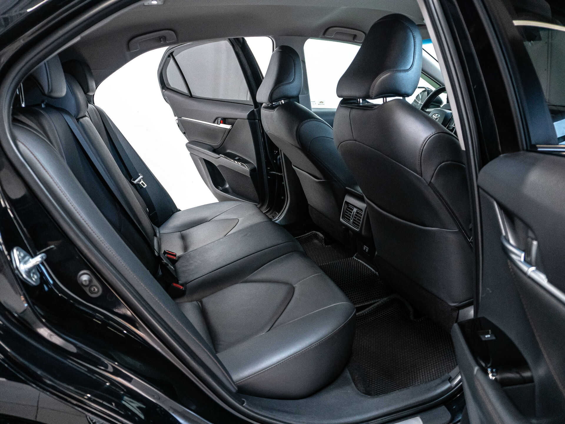 Toyota Camry 2019 25
