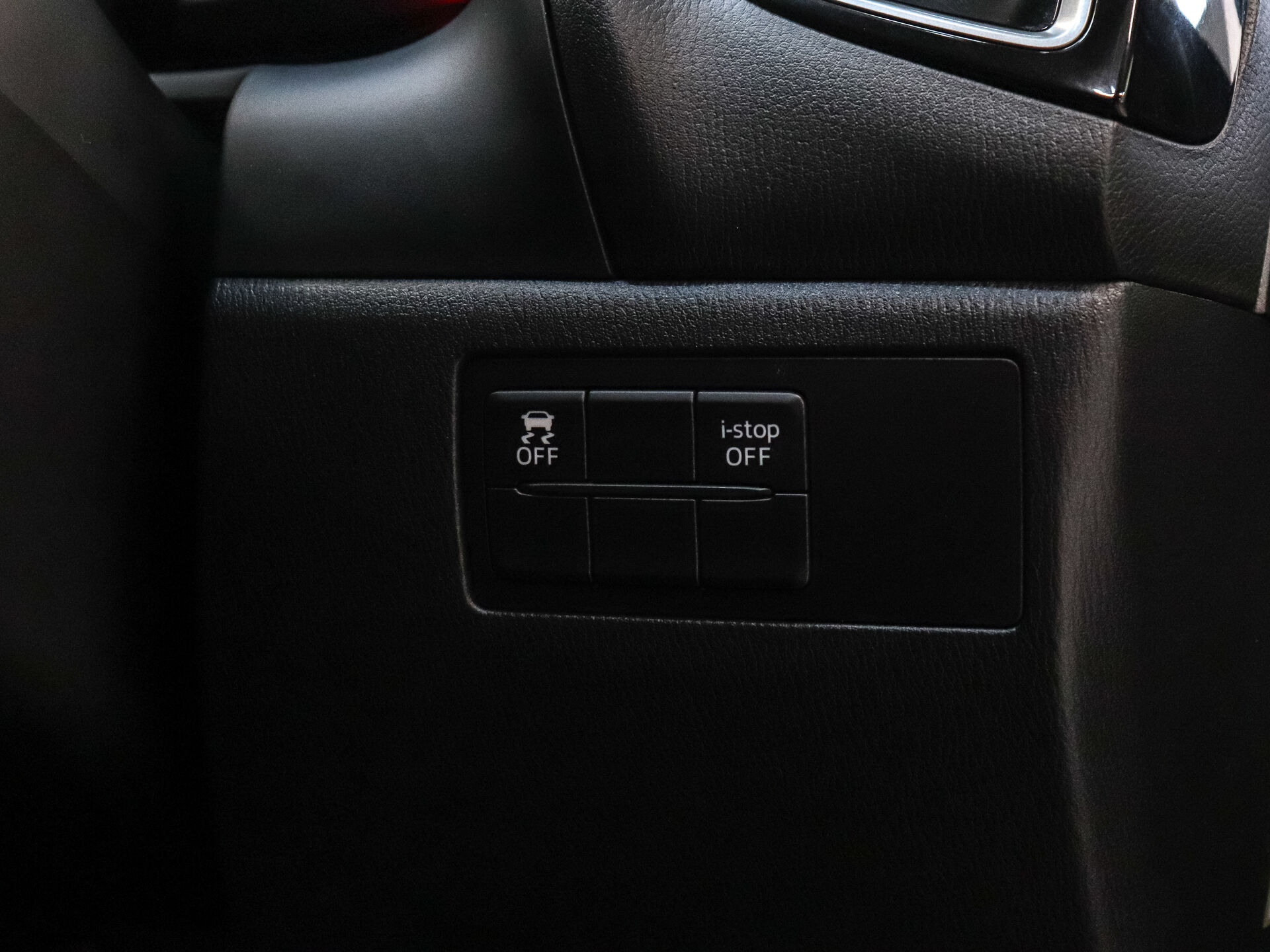 Mazda Axela 2014 8