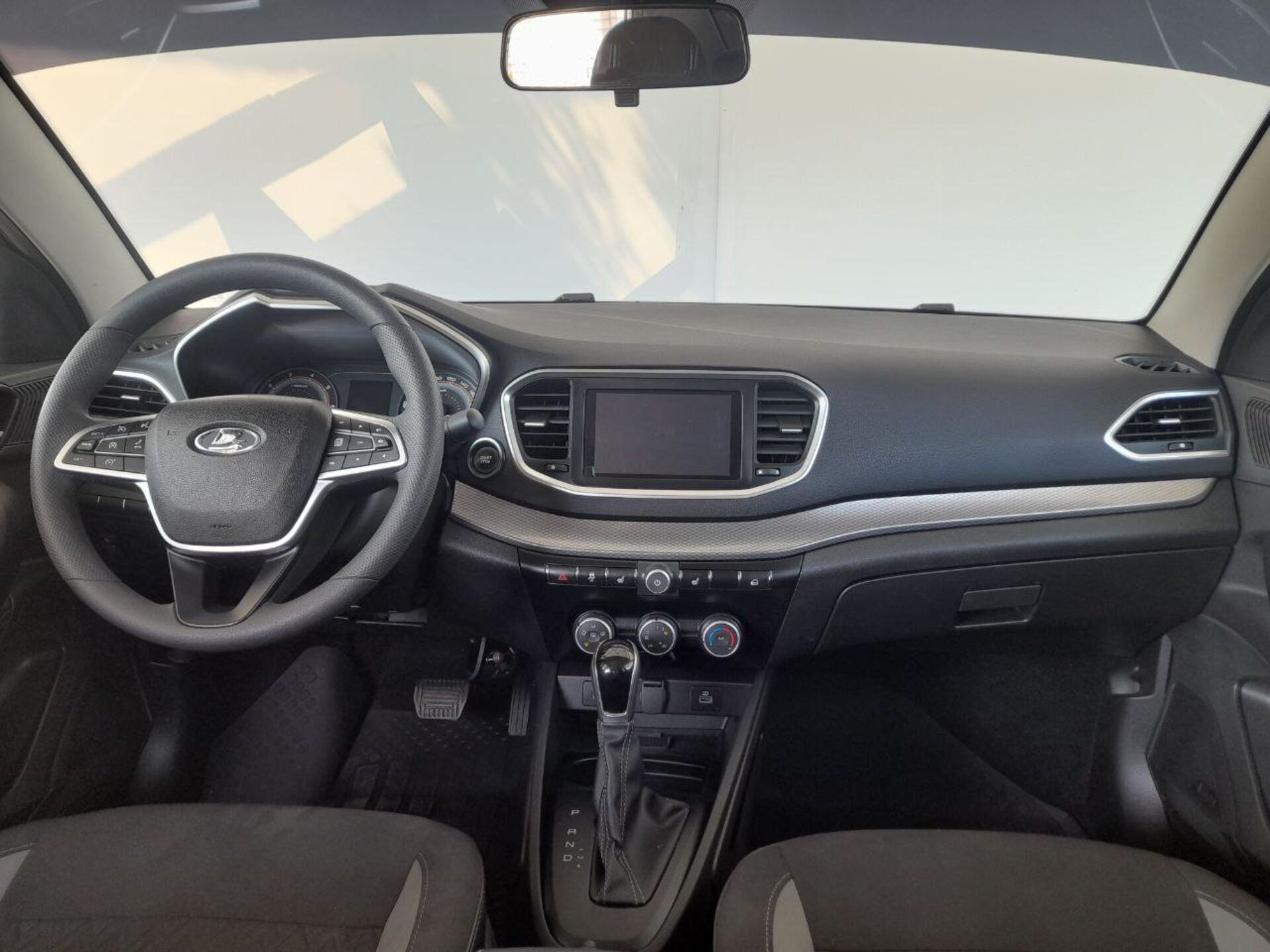 Lada Vesta Life'24 2024 г.в., 12 476 км.