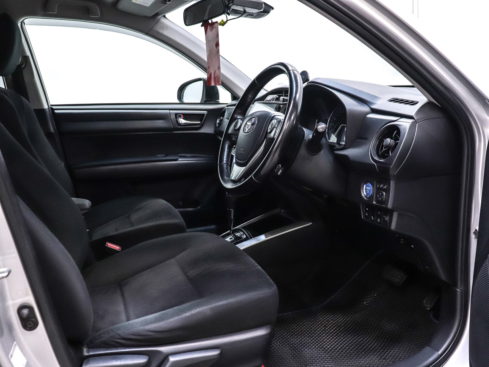 Toyota Corolla 2016 9