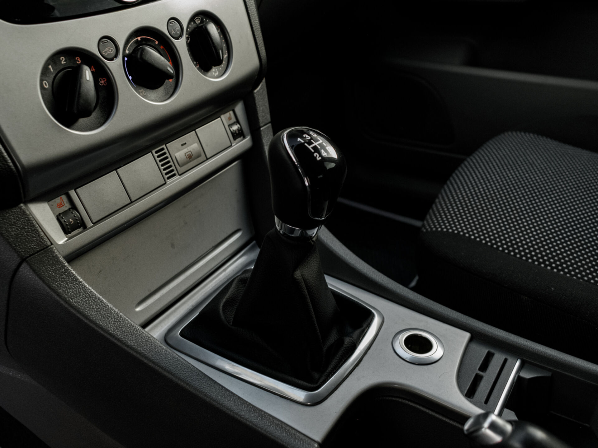 Купить Ford Focus 1.6 MT (100 л.с.), 2011 в Екатеренбурге