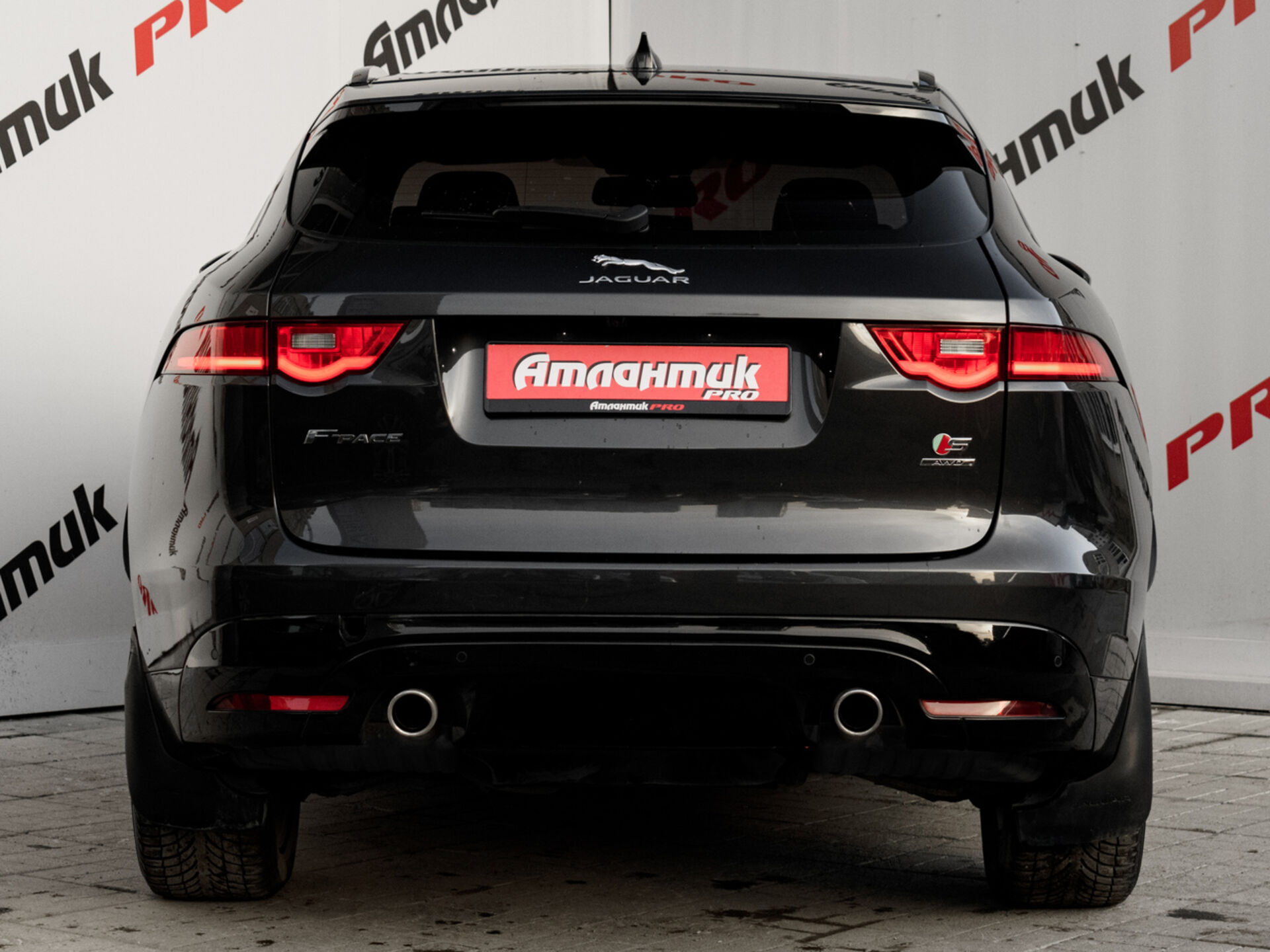 Купить Jaguar F-Pace 3.0d AT (300 л.с.) 4WD, 2018 в Екатеренбурге