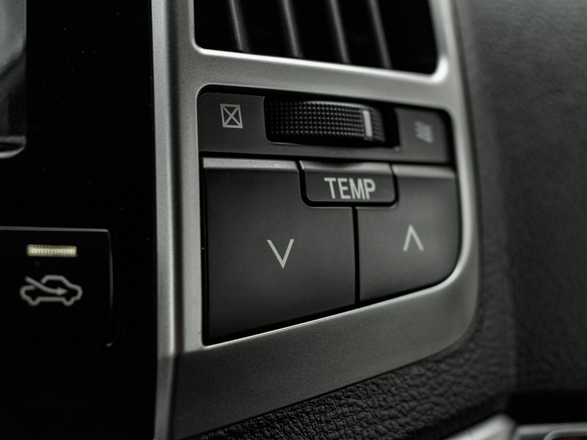 Купить Toyota Land Cruiser 4.5d AT (235 л.с.) 4WD, 2012 в Екатеренбурге