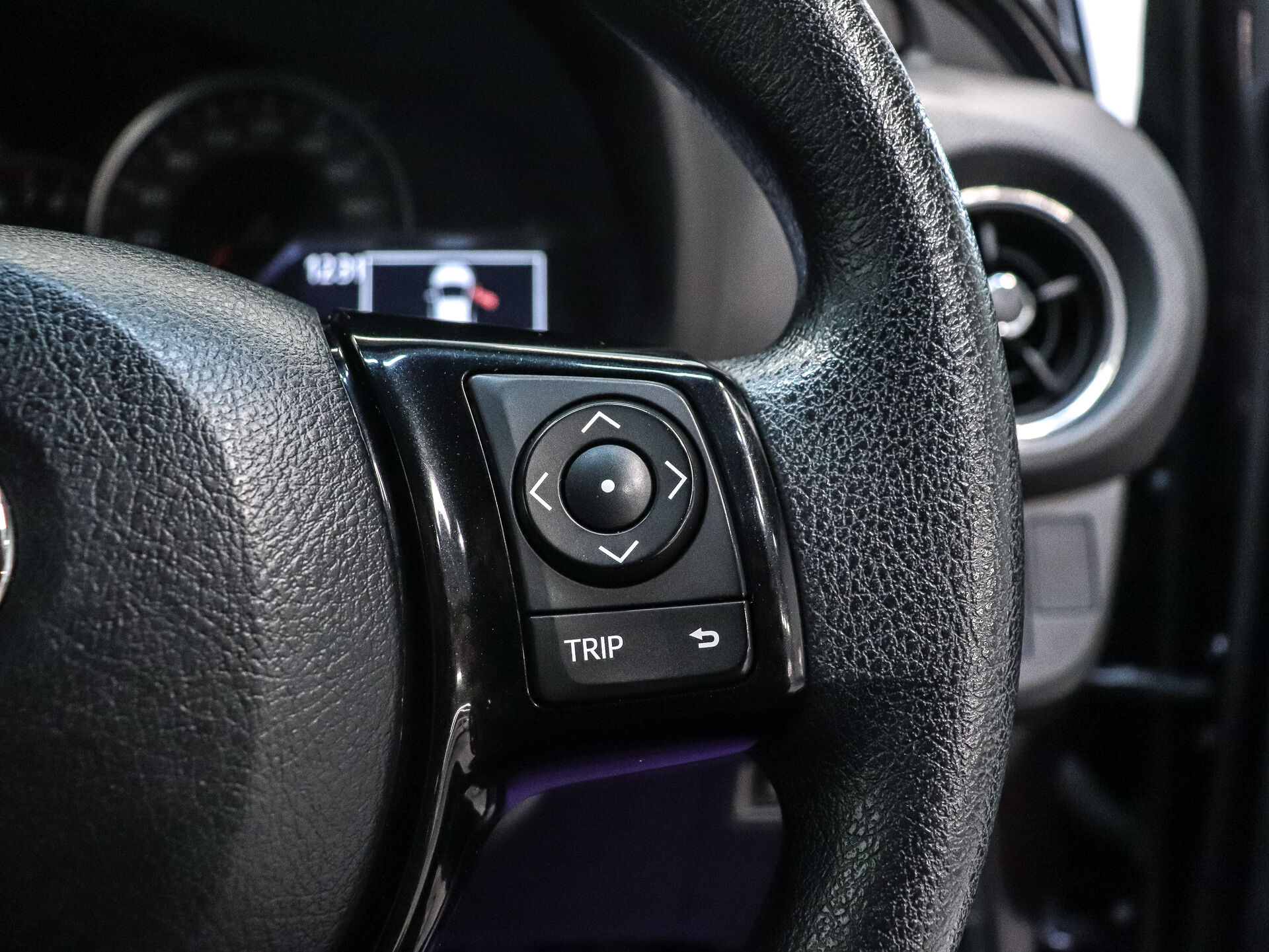 Toyota Vitz 2016 19