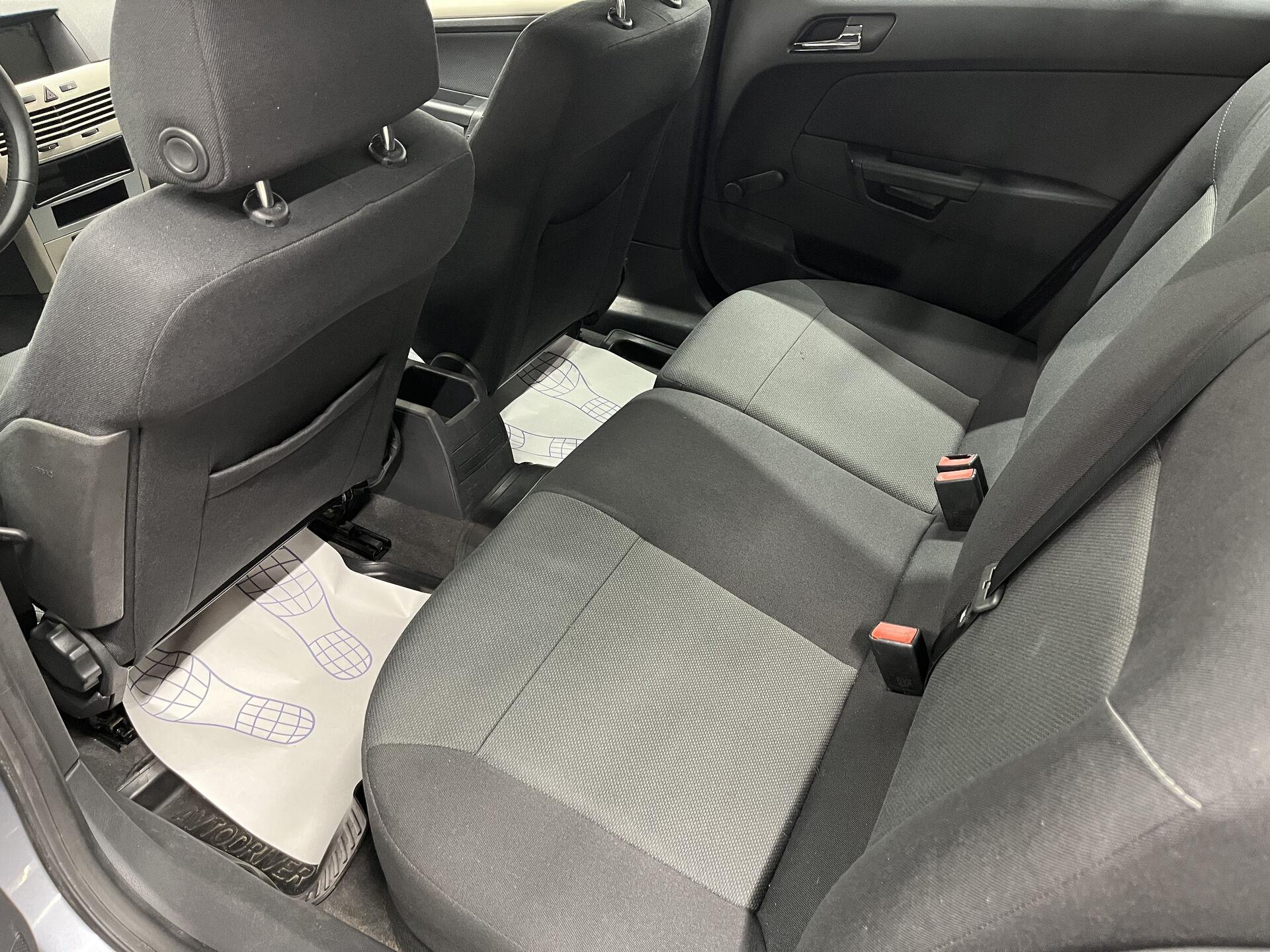 Opel Astra None 2007 г.в., 215 141 км.