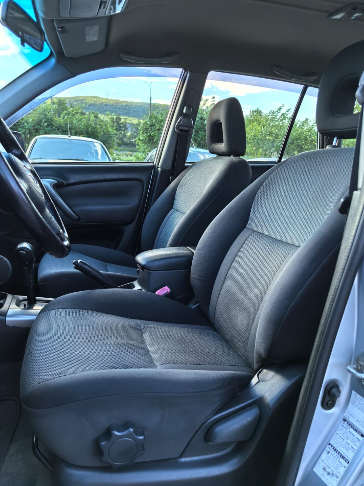 Toyota RAV4 None 2004 г.в., 271 000 км.