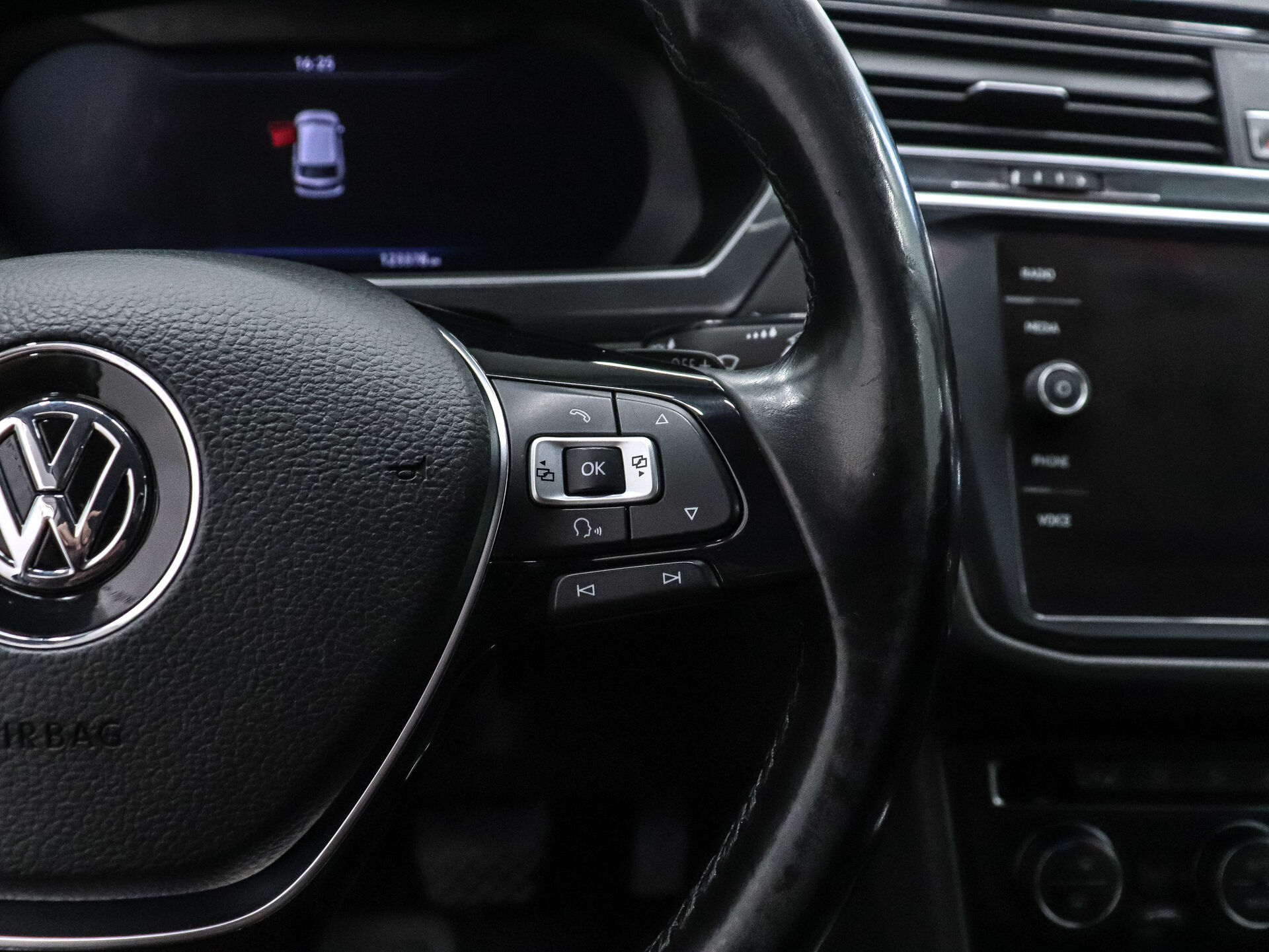 Volkswagen Tiguan 2017 12
