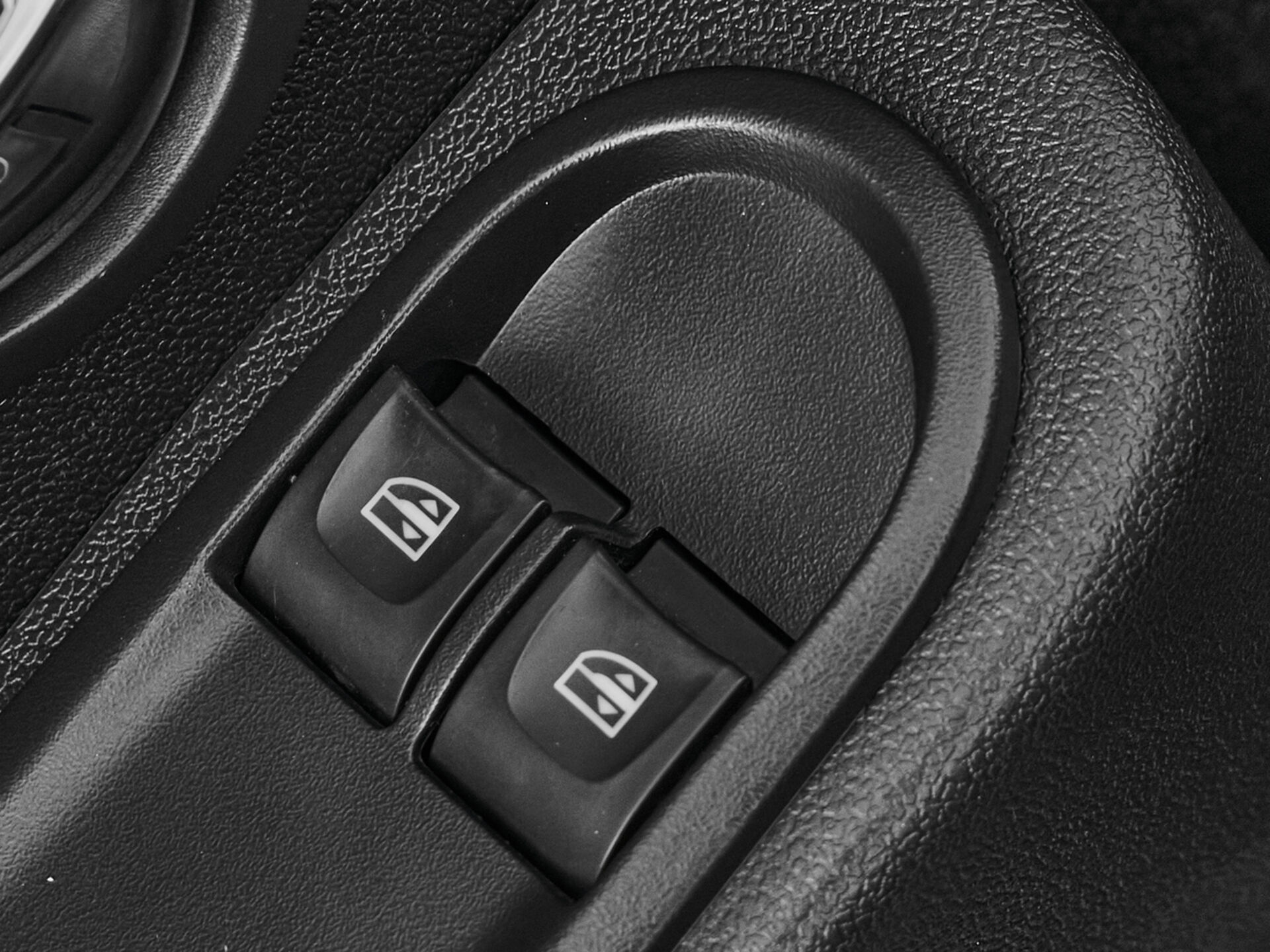 Купить Renault Duster 1.6 MT (114 л.с.) 4WD, 2020 в Екатеренбурге