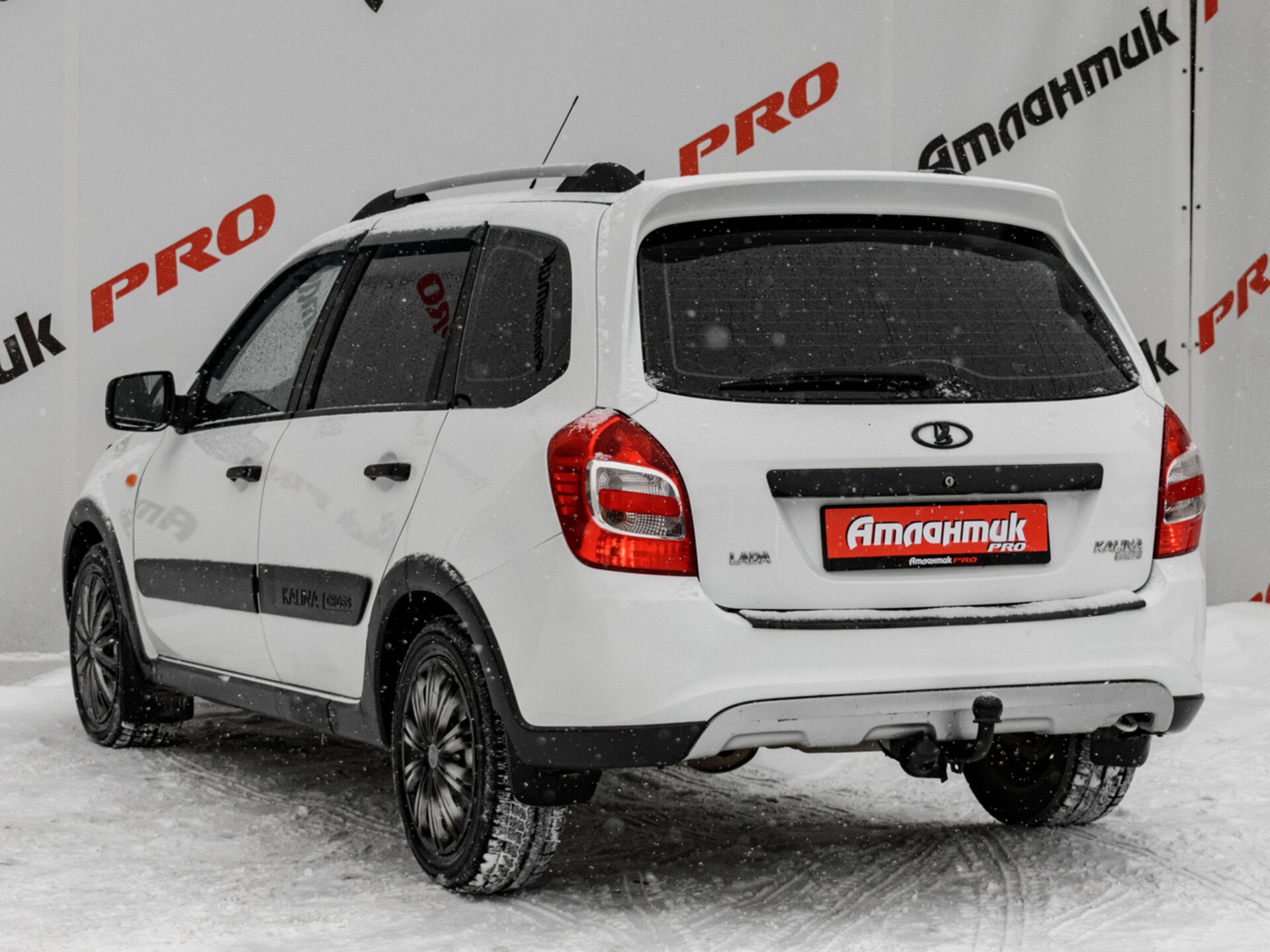 Купить Lada (ВАЗ) Kalina Cross 1.6 MT (106 л.с.), 2015 в Екатеренбурге