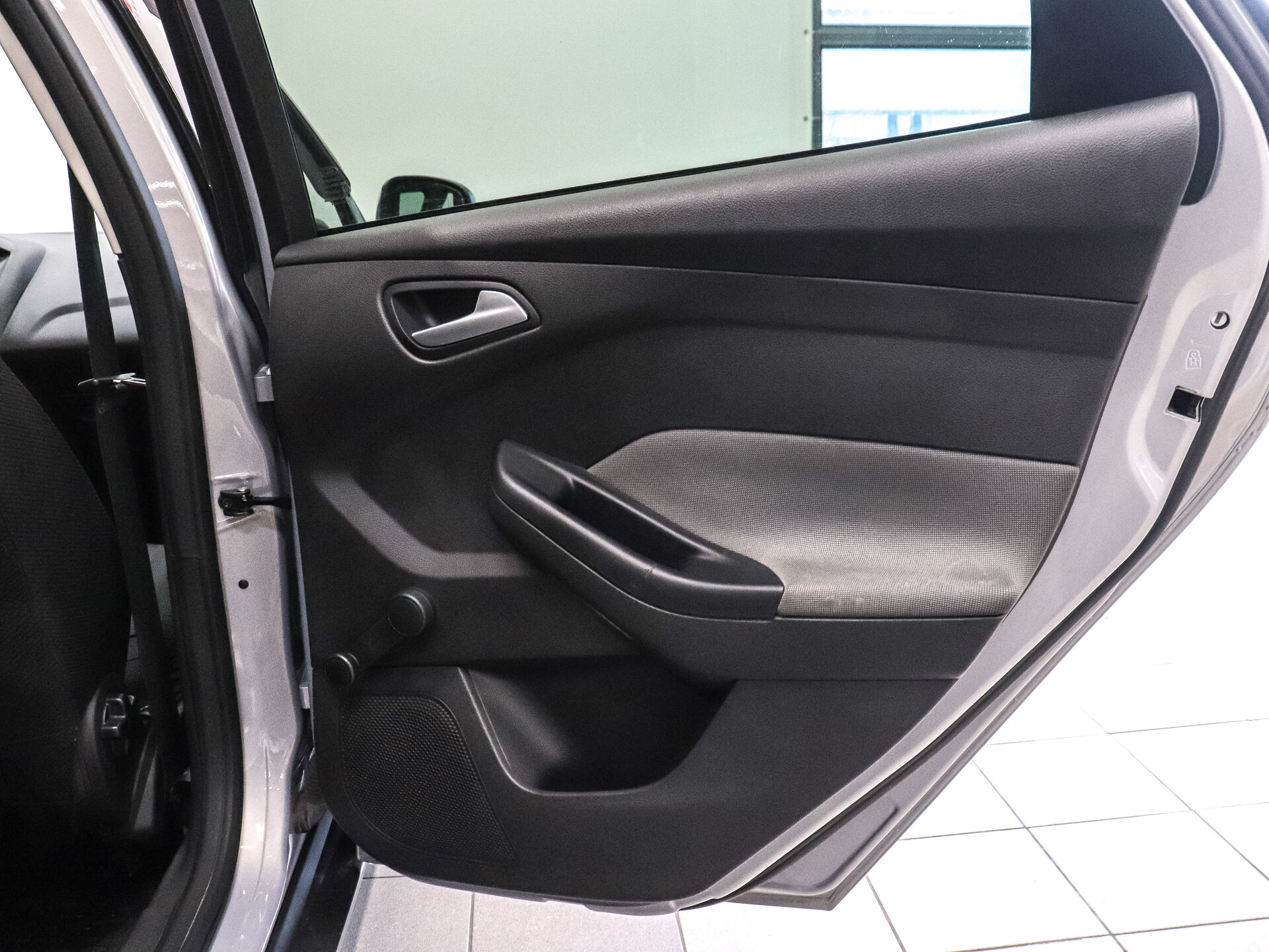 Ford Focus 2011 20