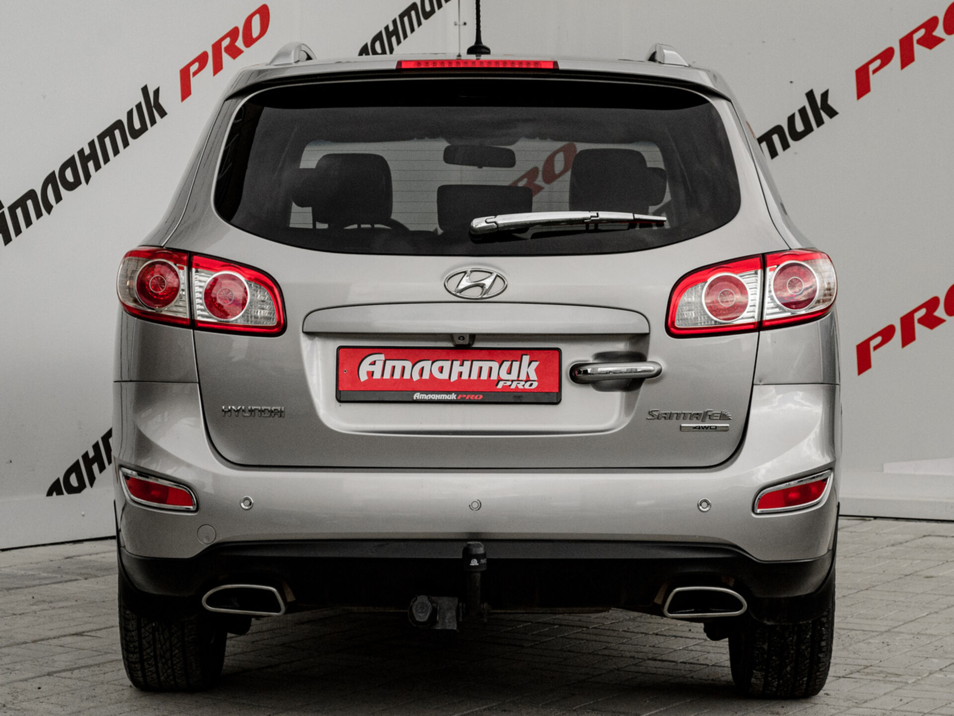 Купить Hyundai Santa Fe 2.4 AT (174 л.с.) 4WD, 2011 в Екатеренбурге