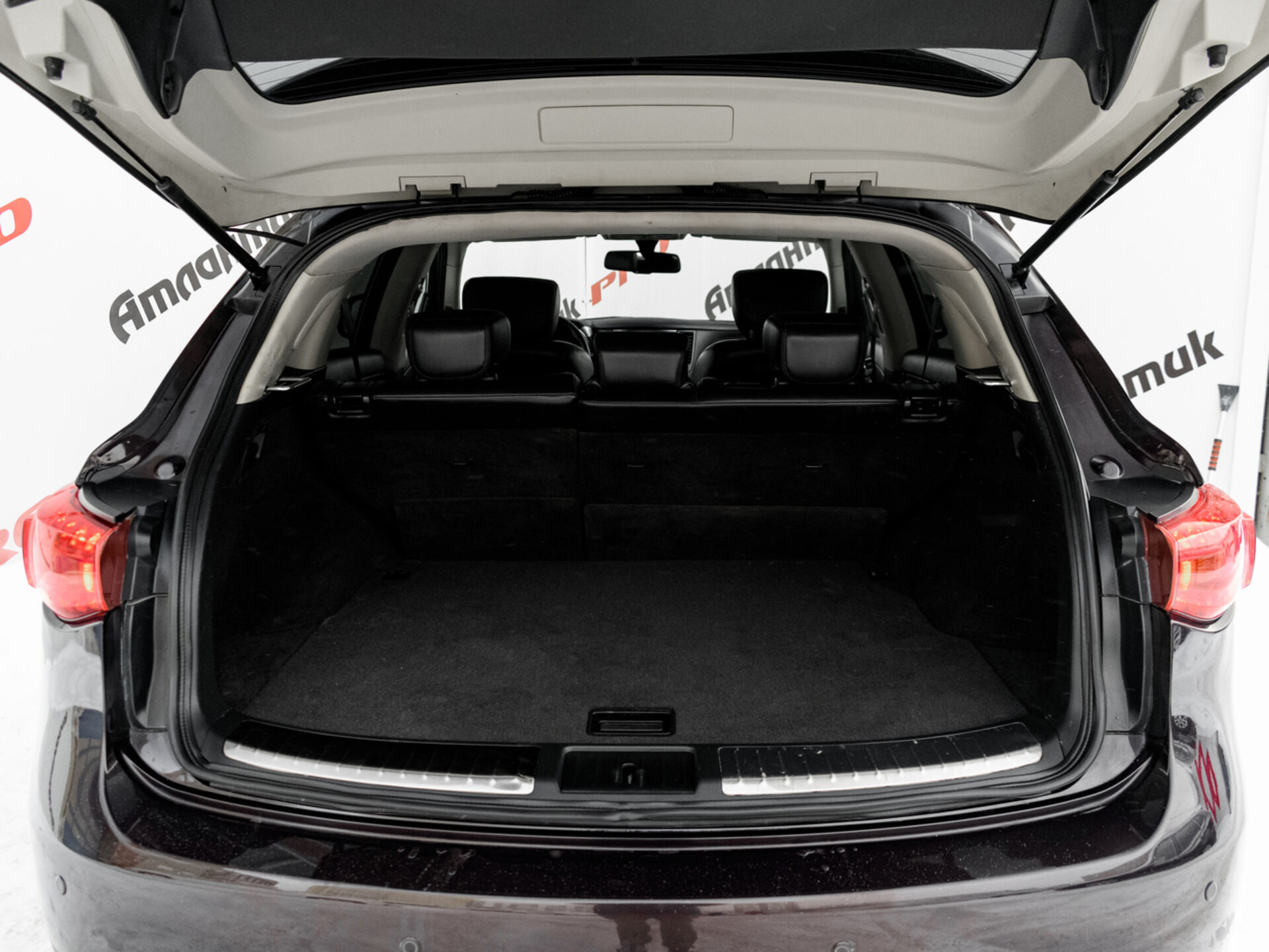 Купить Infiniti FX FX37 3.7 AT (333 л.с.) 4WD, 2010 в Екатеренбурге