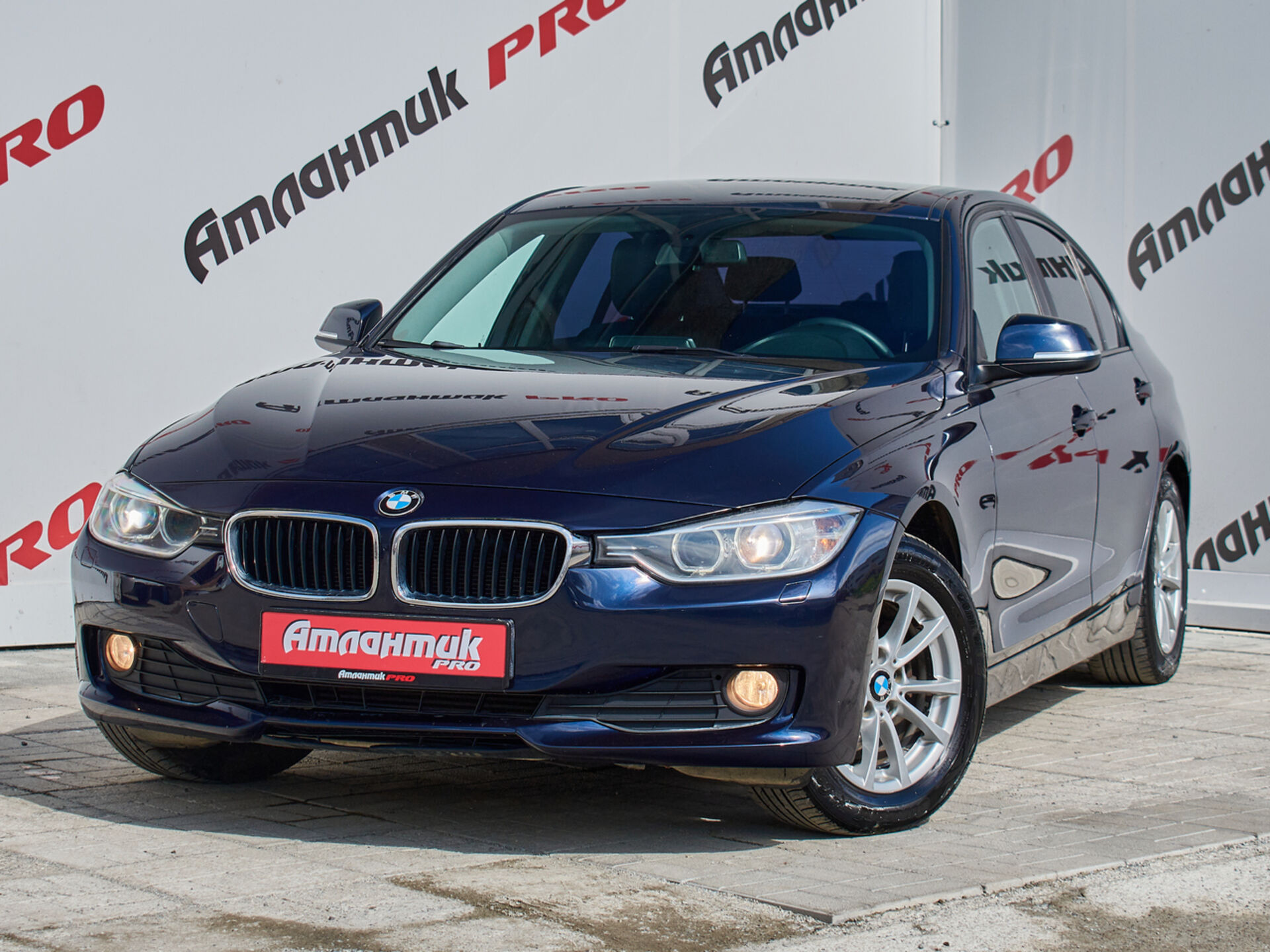 Купить BMW 3 серии 316i 1.6 AT (136 л.с.), 2014 в Екатеренбурге