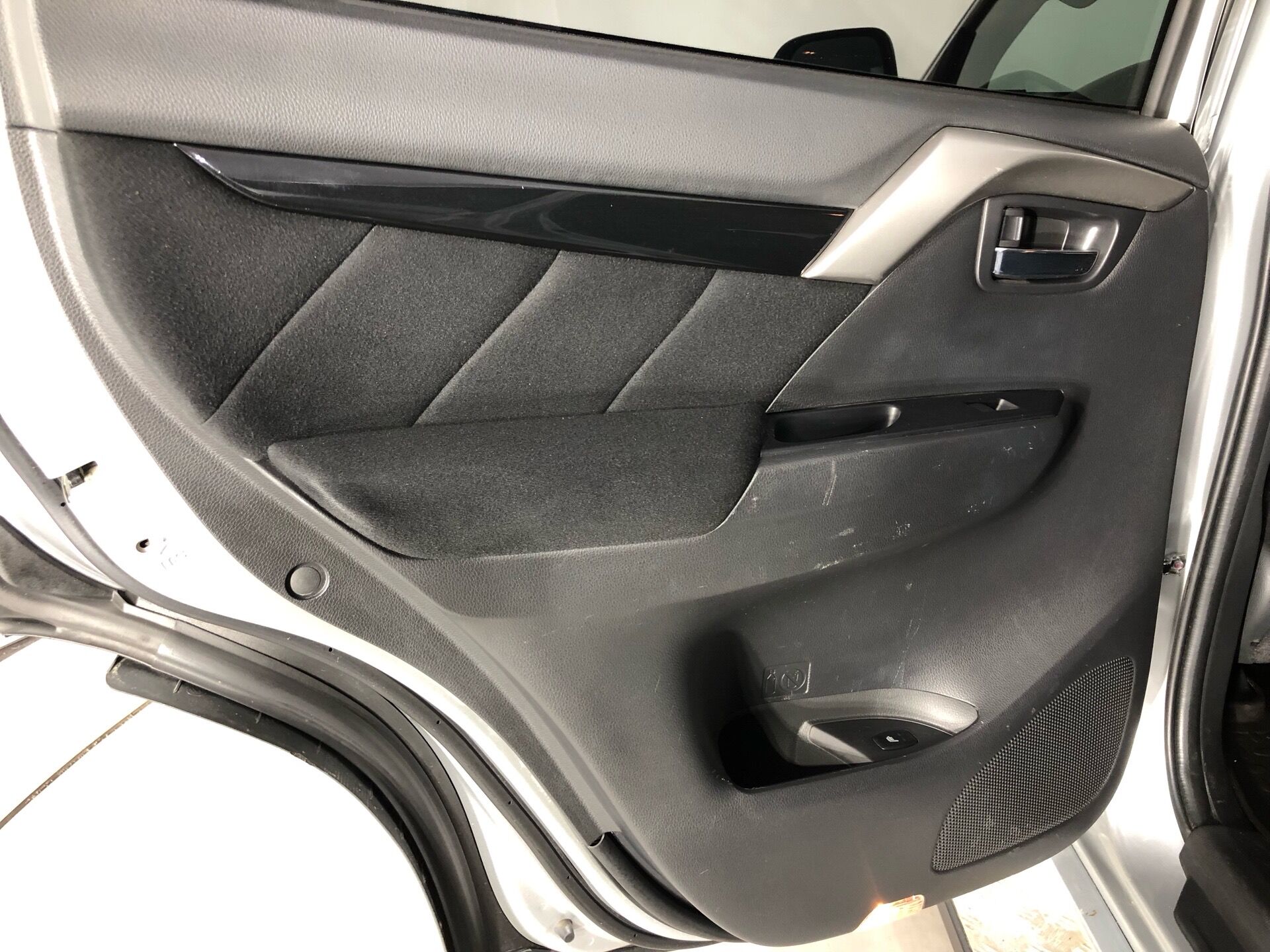 Mitsubishi Pajero Sport Intense 2017 г.в., 140 521 км.