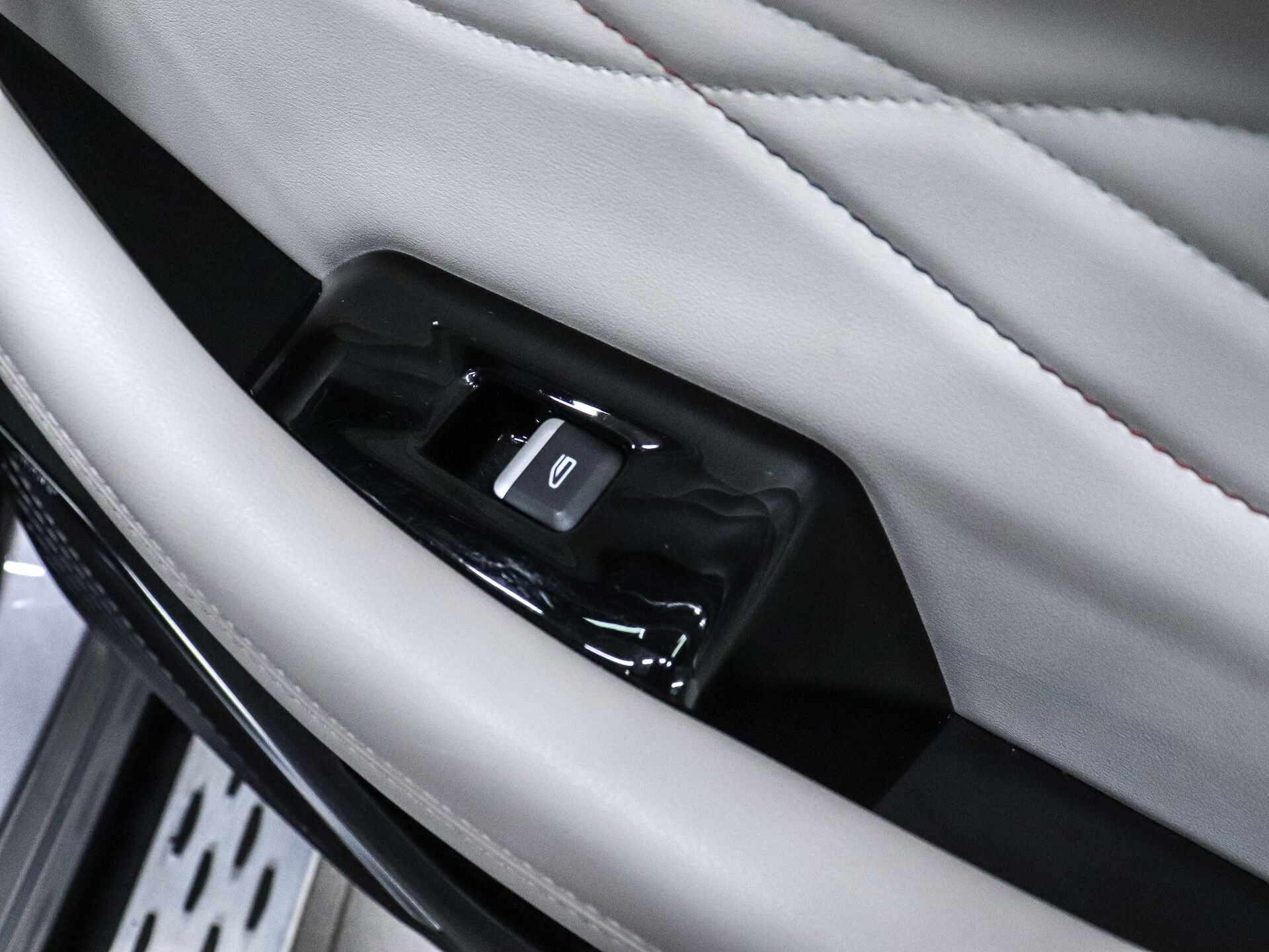 Geely Monjaro 2022 29