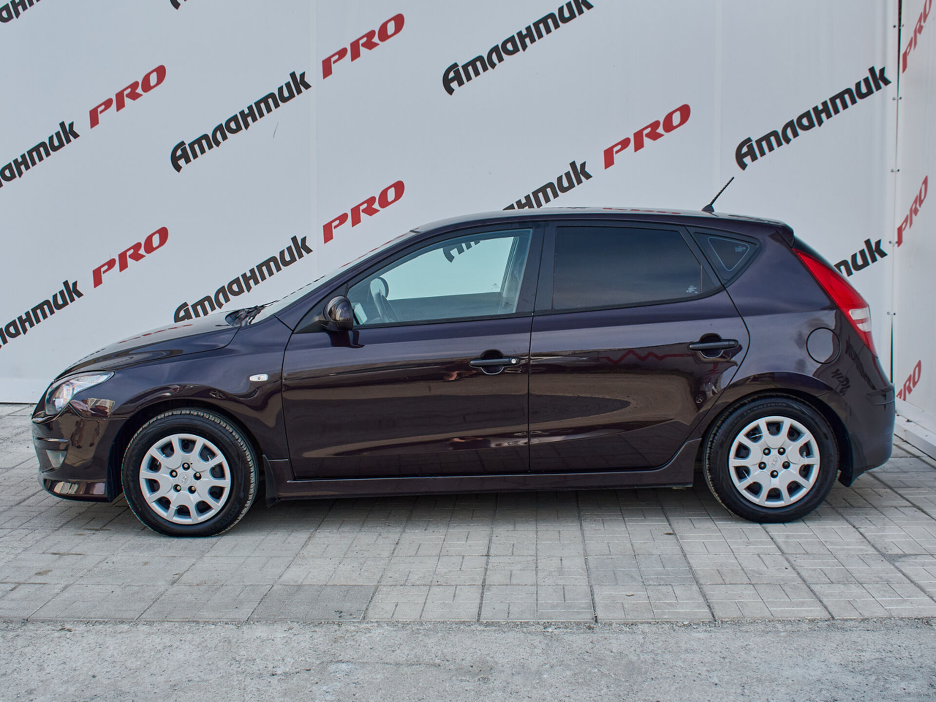 Купить Hyundai i30 1.4 MT (109 л.с.), 2010 в Екатеренбурге