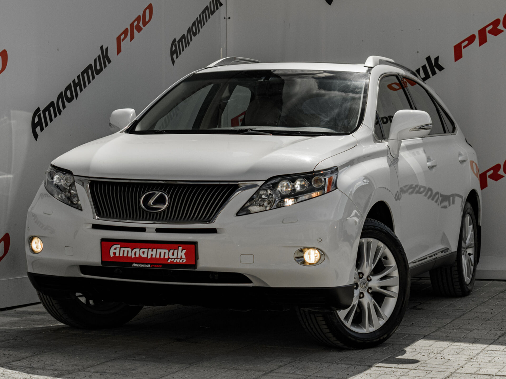 Купить Lexus RX 450h 3.5hyb CVT (249 л.с.) 4WD, 2010 в Екатеренбурге