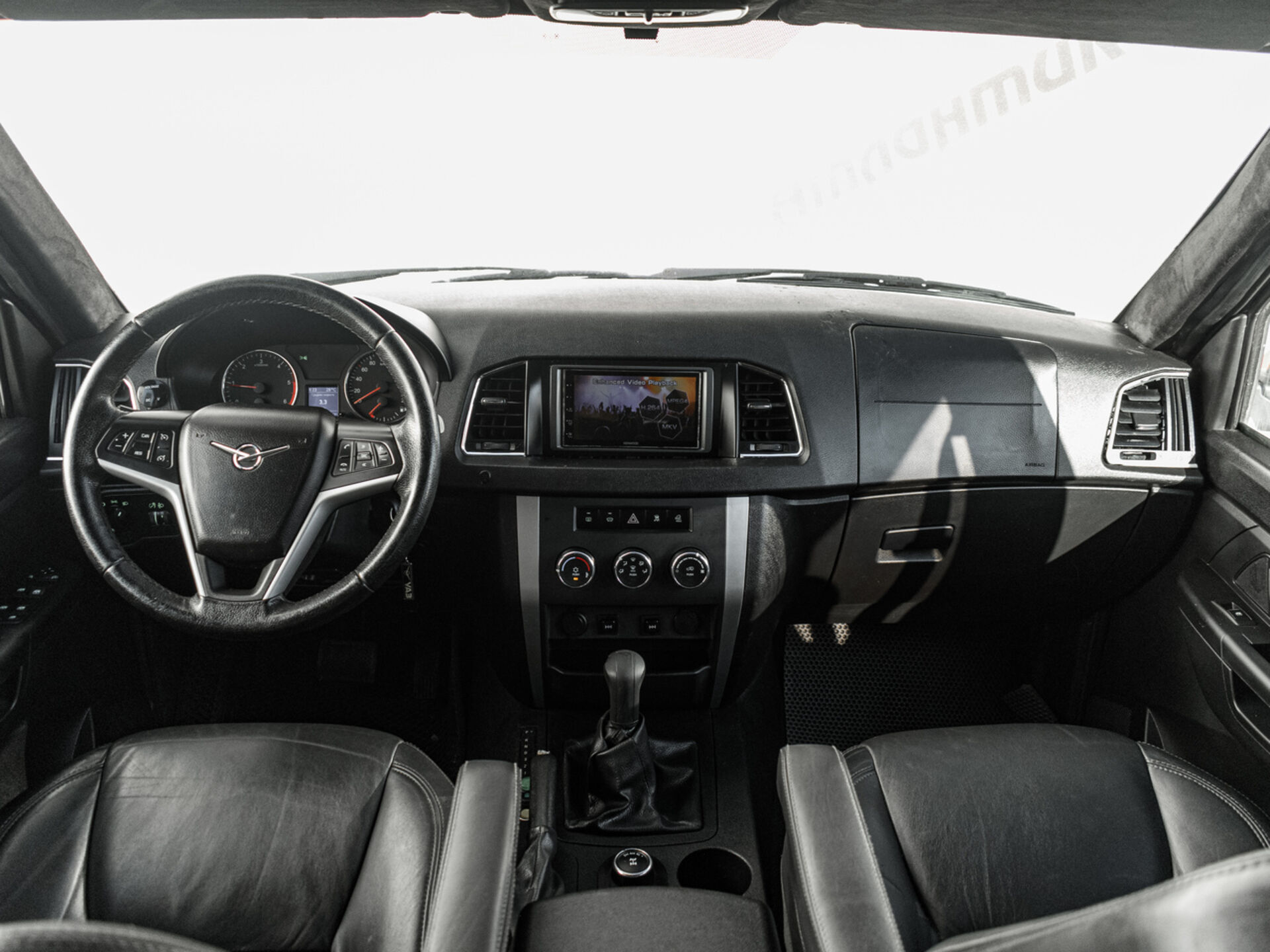Купить УАЗ Patriot 2.7 MT (135 л.с.) 4WD, 2017 в Екатеренбурге