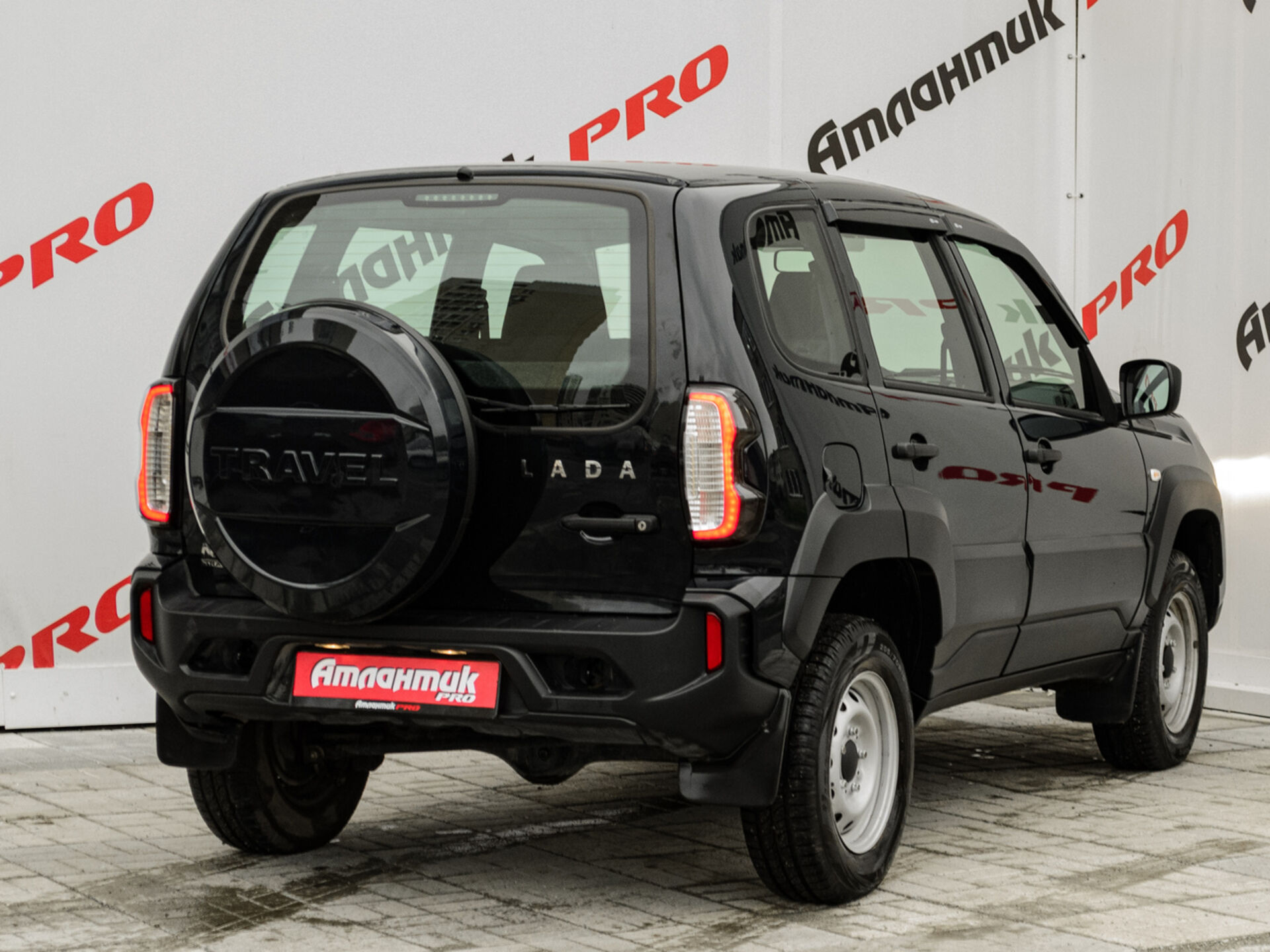 Купить Lada (ВАЗ) Niva 1.7 MT (83 л.с.) 4WD, 2024 в Екатеренбурге
