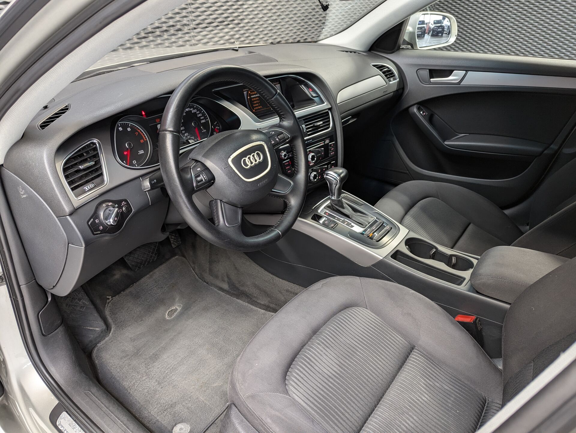 Audi A4, IV (B8) Рестайлинг , 2013, Седан