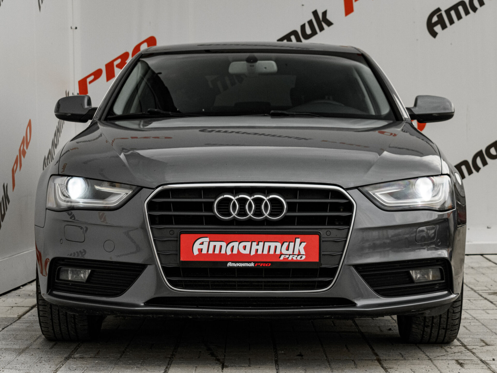 Купить Audi A4 1.8 CVT (170 л.с.), 2013 в Екатеренбурге
