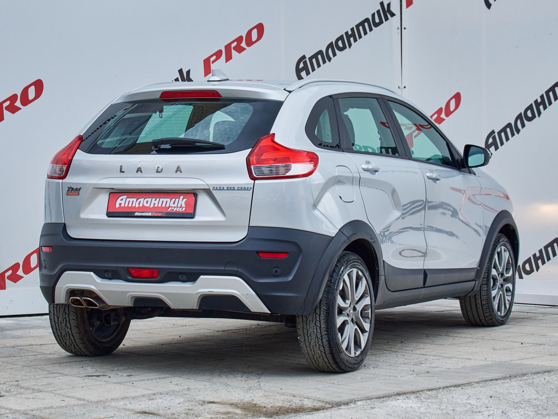 Купить Lada (ВАЗ) XRAY Cross 1.6 CVT (113 л.с.), 2019 в Екатеренбурге