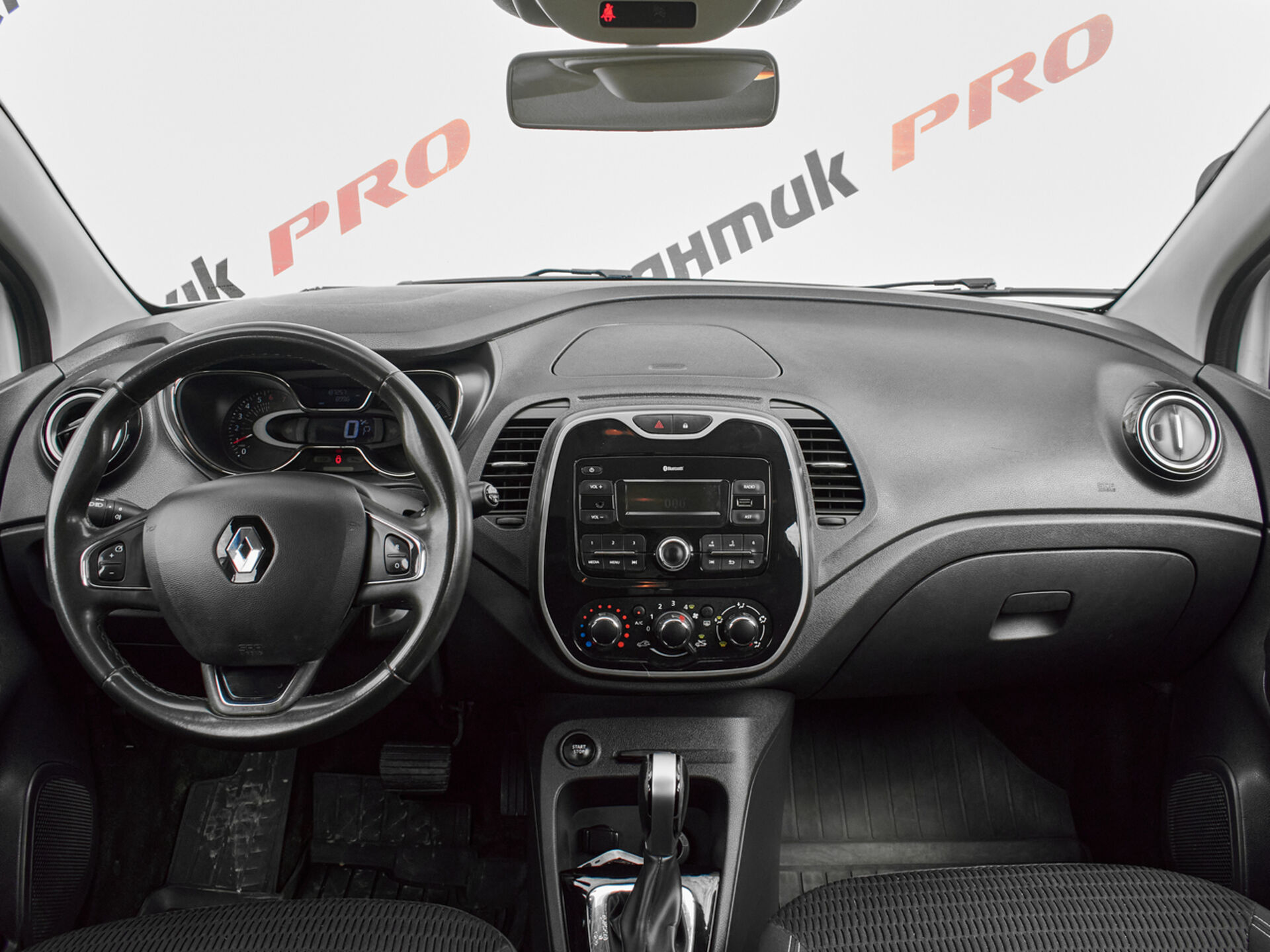 Купить Renault Kaptur 2.0 AT (143 л.с.) 4WD, 2018 в Екатеренбурге