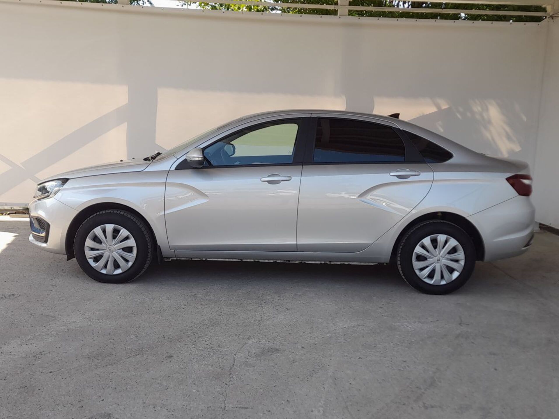 Lada Vesta Life'24 2024 г.в., 12 476 км.