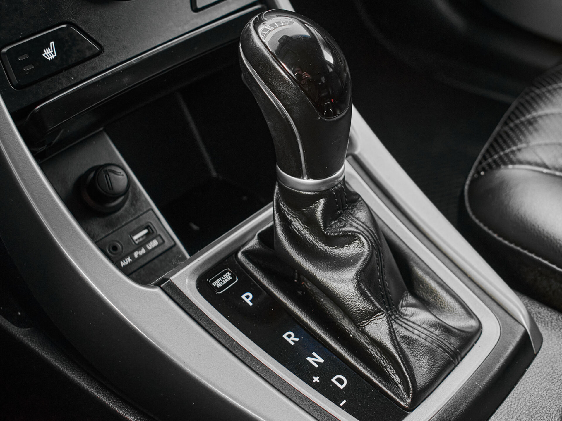 Купить Hyundai Elantra 1.6 AT (132 л.с.), 2015 в Екатеренбурге