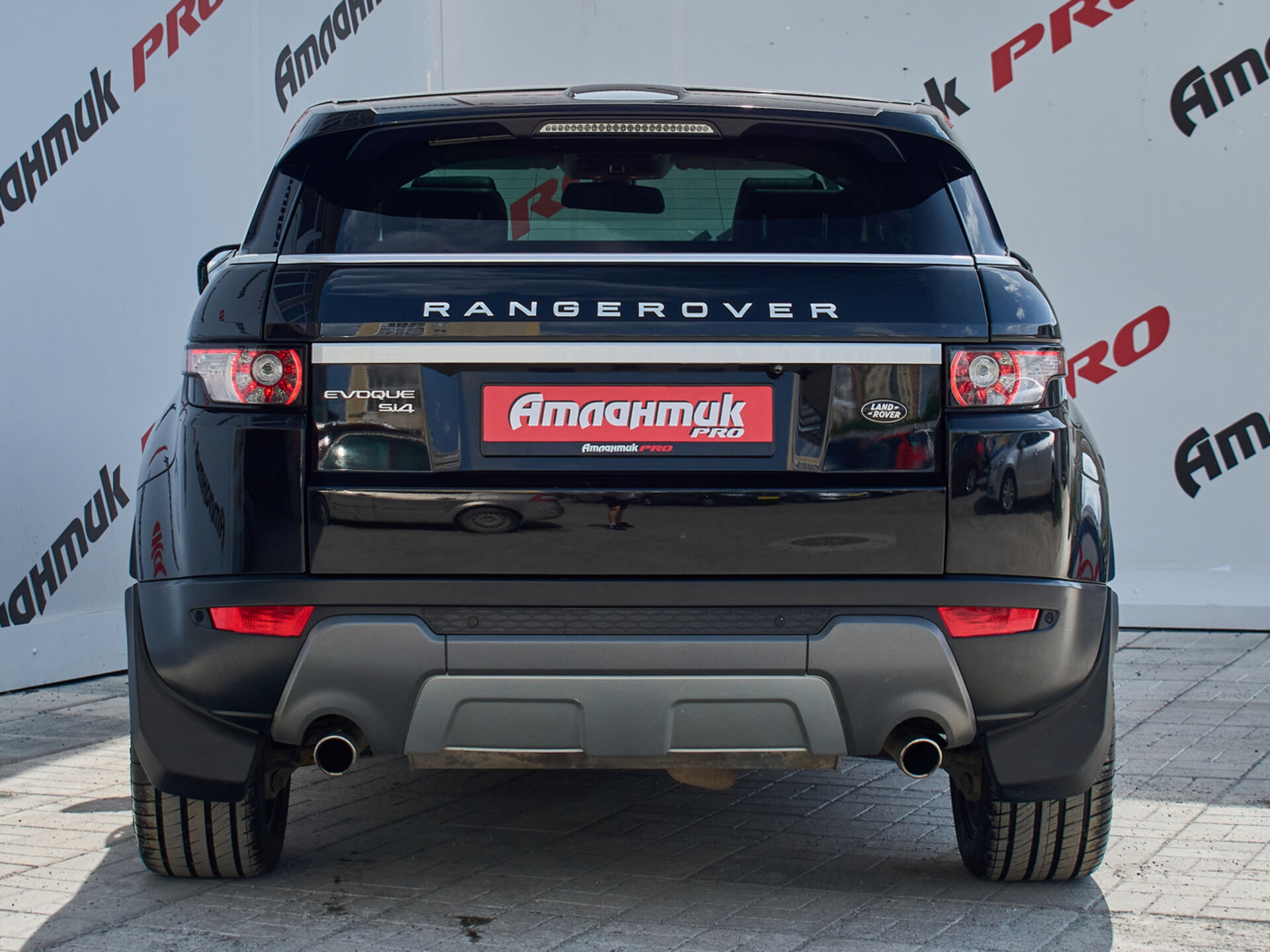 Купить Land Rover Range Rover Evoque 6-speed 2.0 AT (240 л.с.) 4WD, 2013 в Екатеренбурге